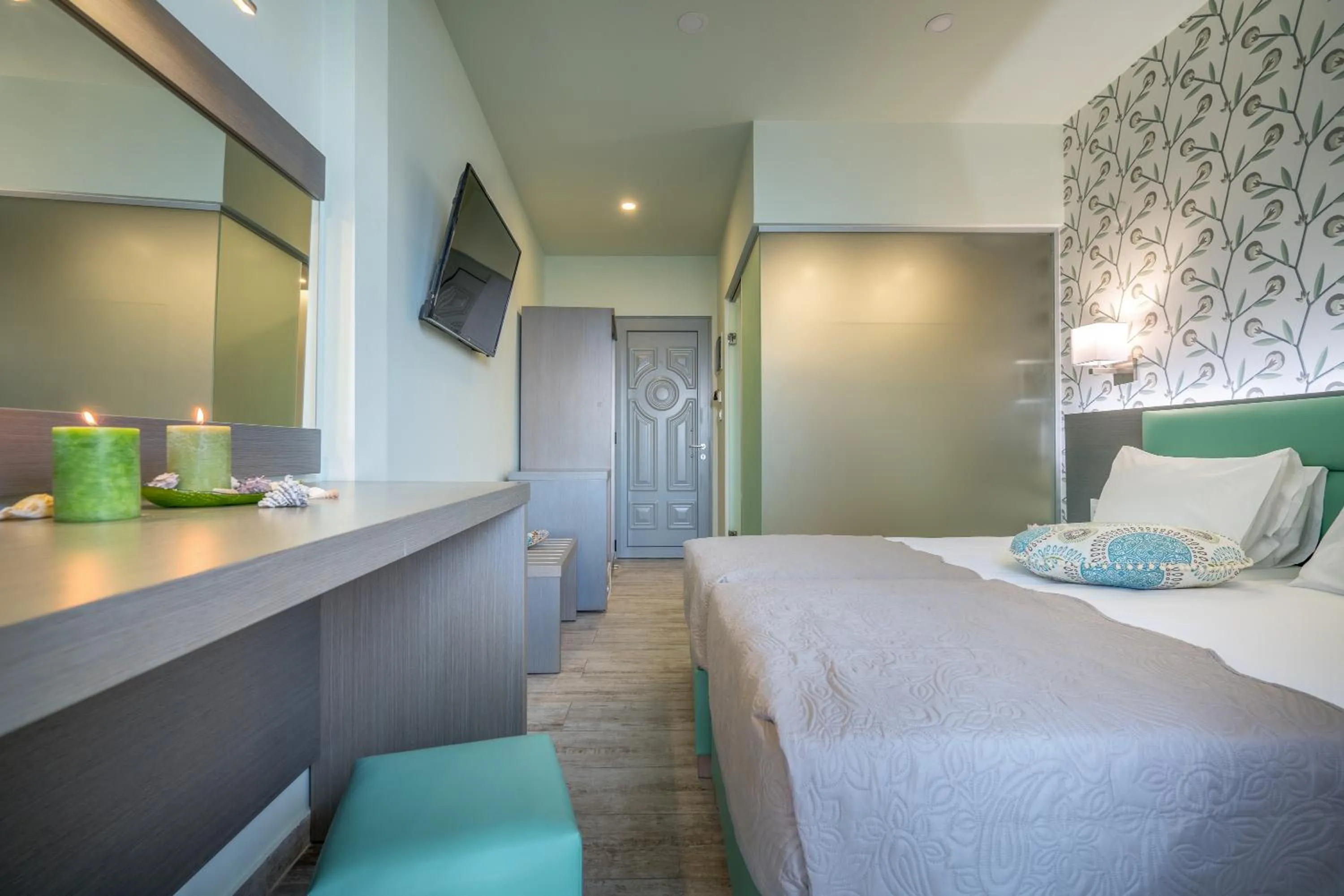 Photo of the whole room in Denise Beach Hotel