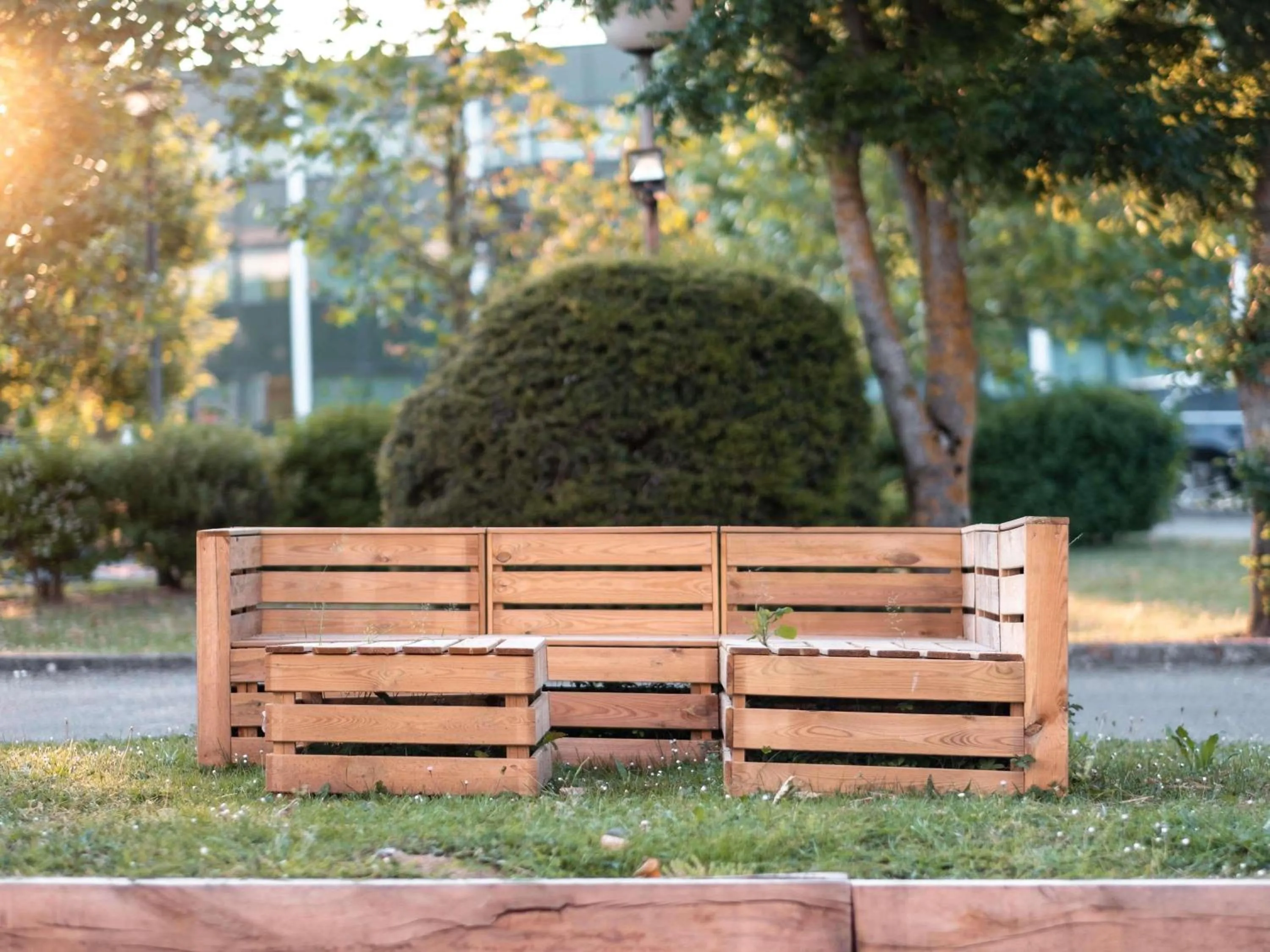 Property building in greet Chartres Est