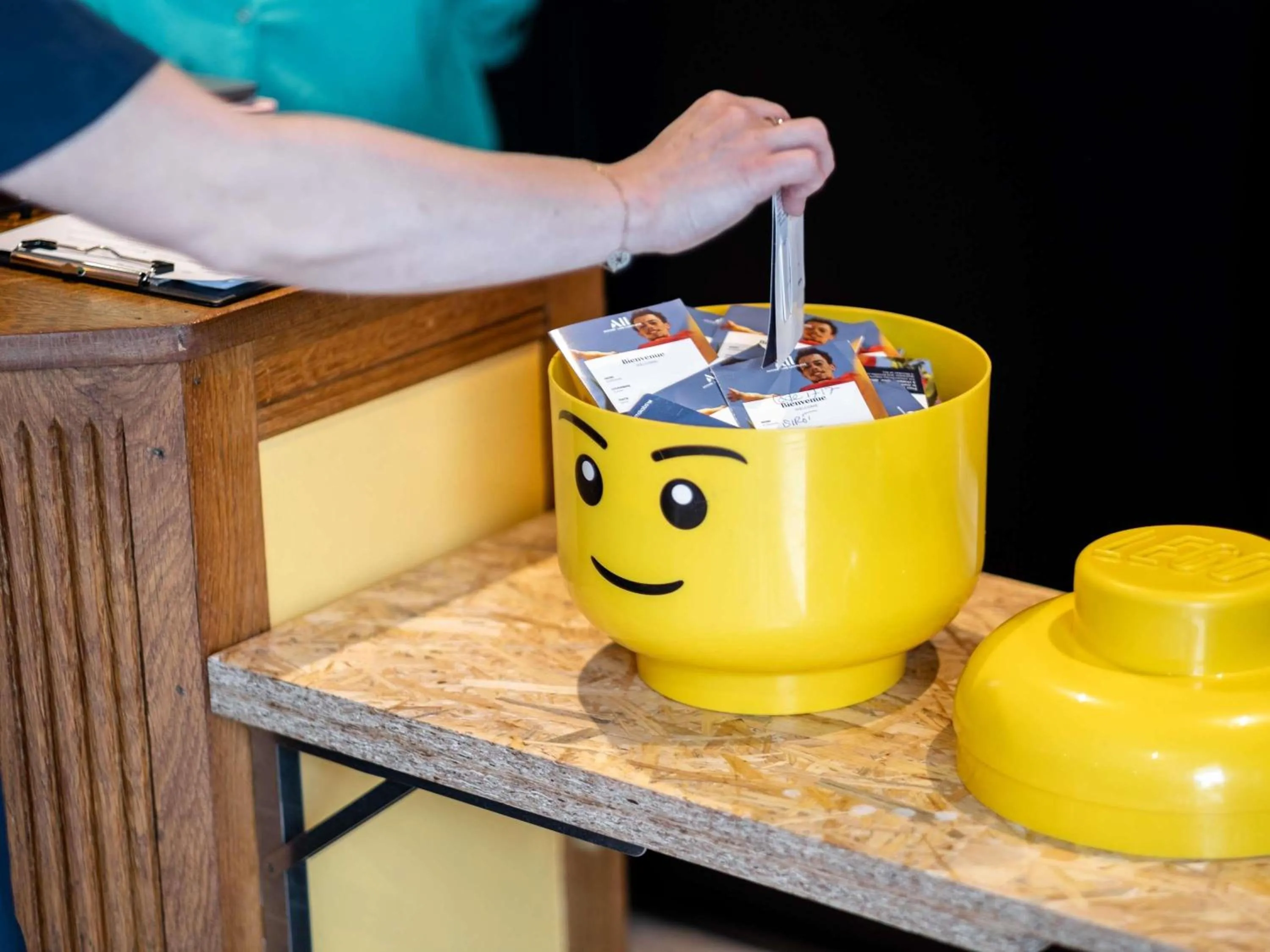 Property building in greet Chartres Est