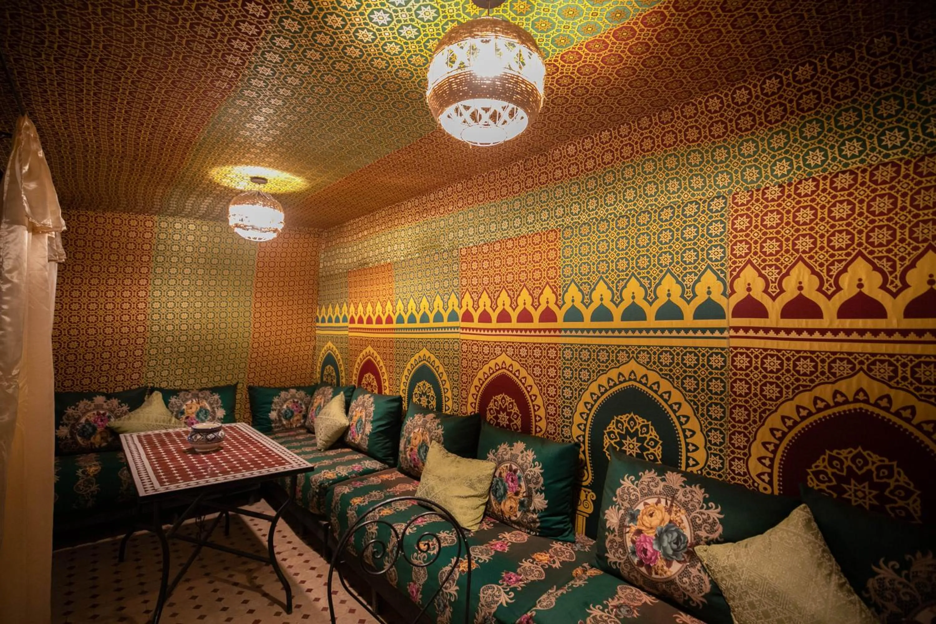 Balcony/Terrace in Riad Les Idrissides Chez LEA