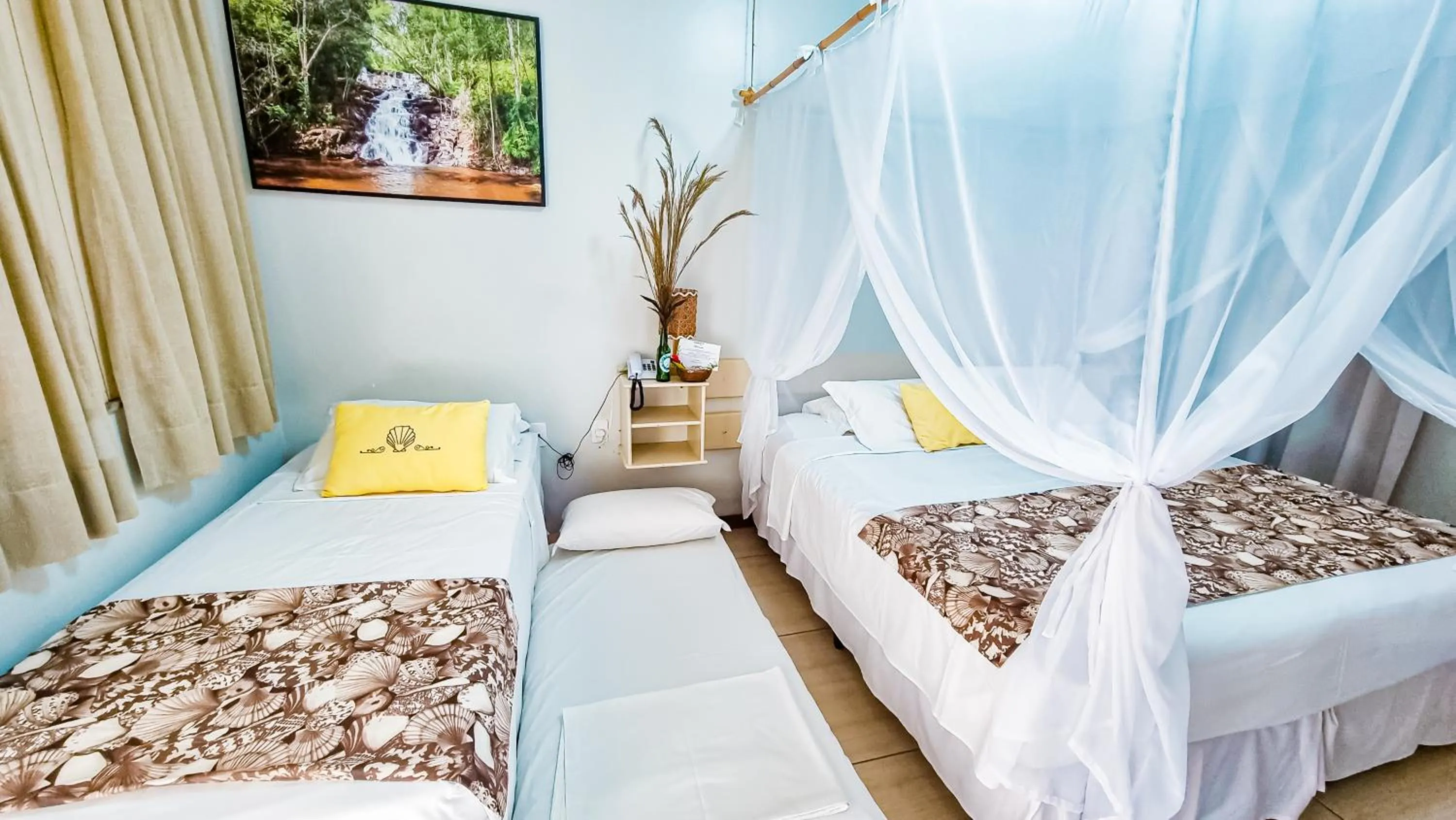 Photo of the whole room, Bed in Pousada Portal da Concha