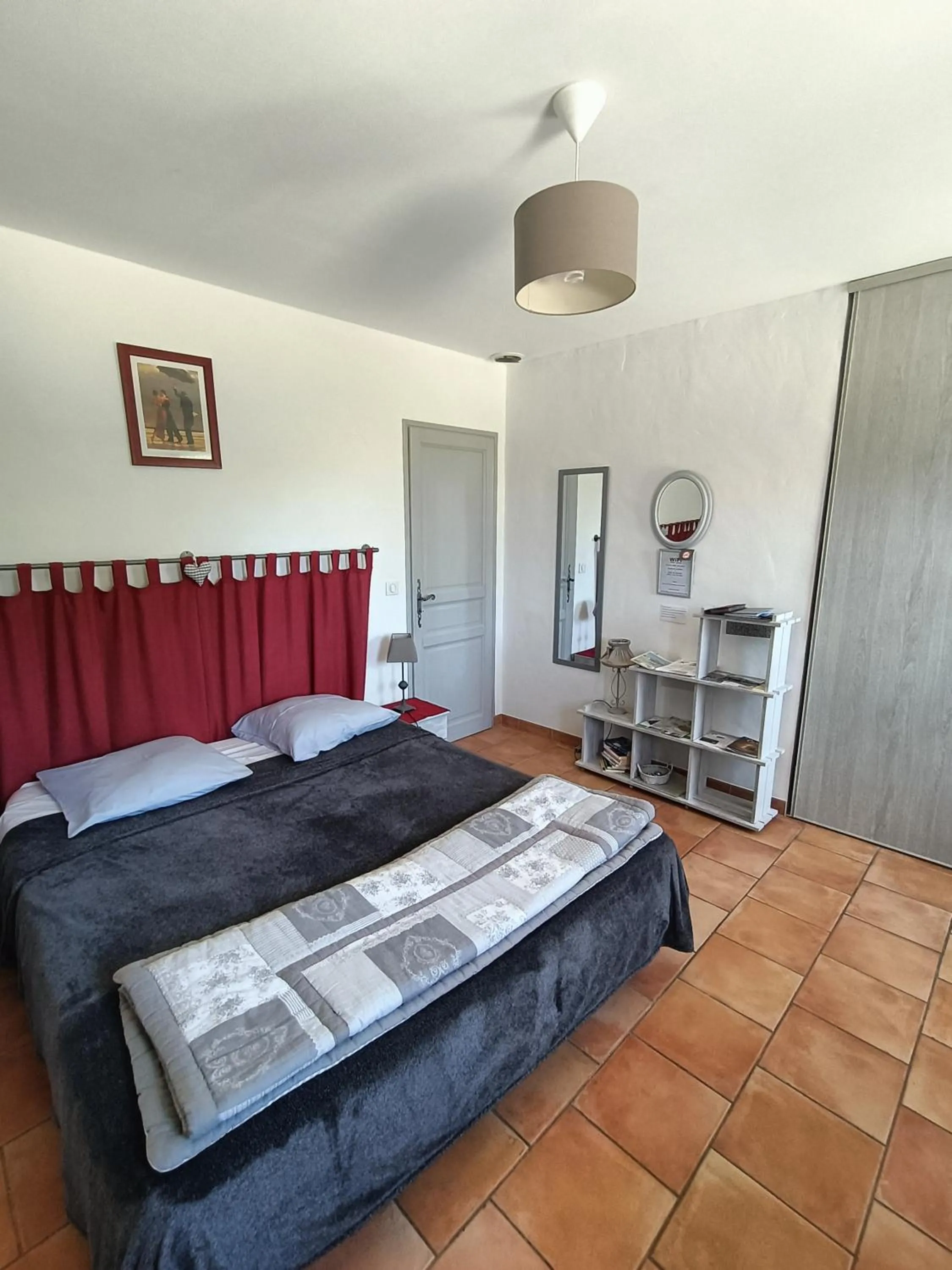 Bedroom, Bed in Le faré tchanqué chambre d'hôtes, parking gratuit sur place