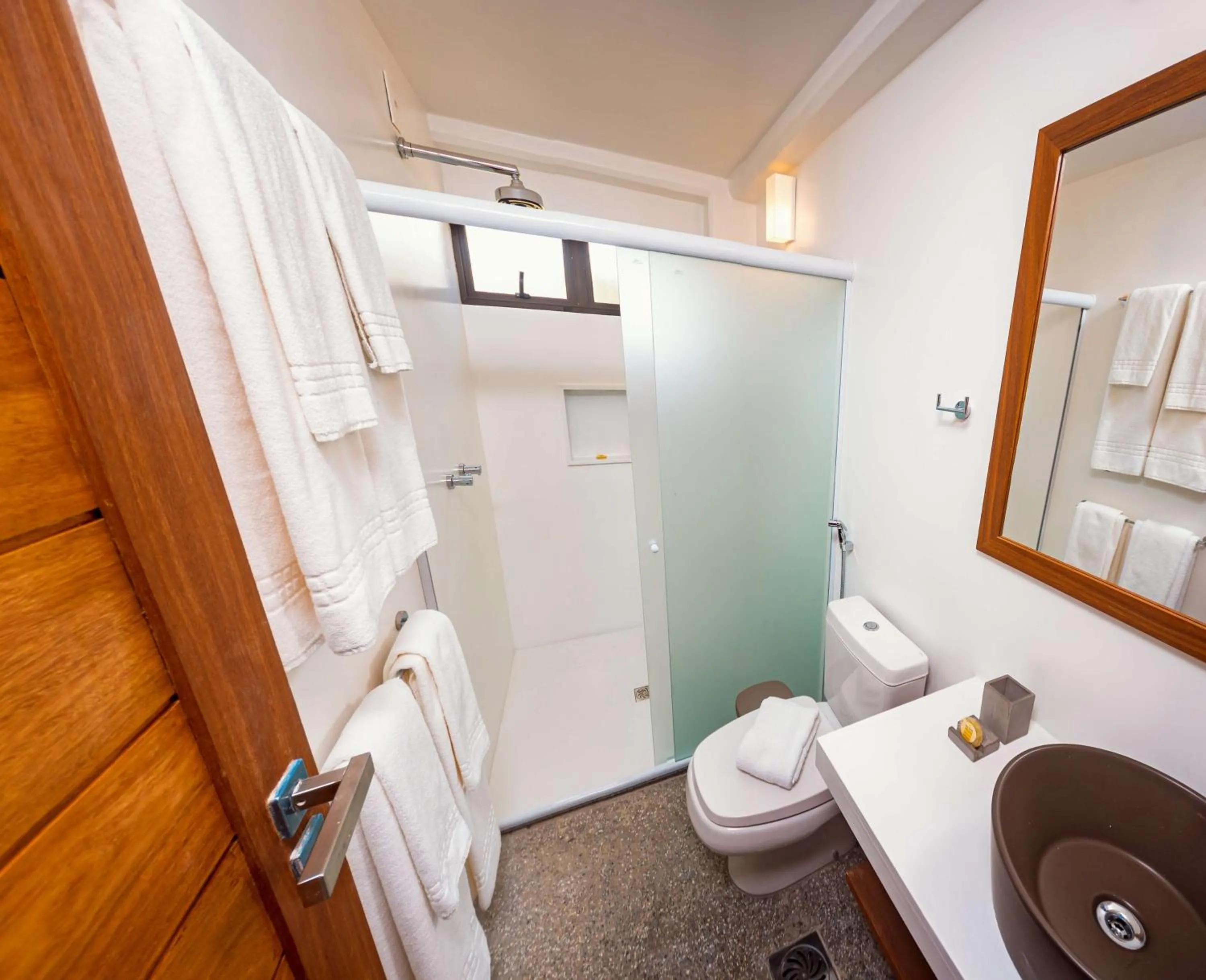 Shower in Aldeia do Mar Sensorial Hotel