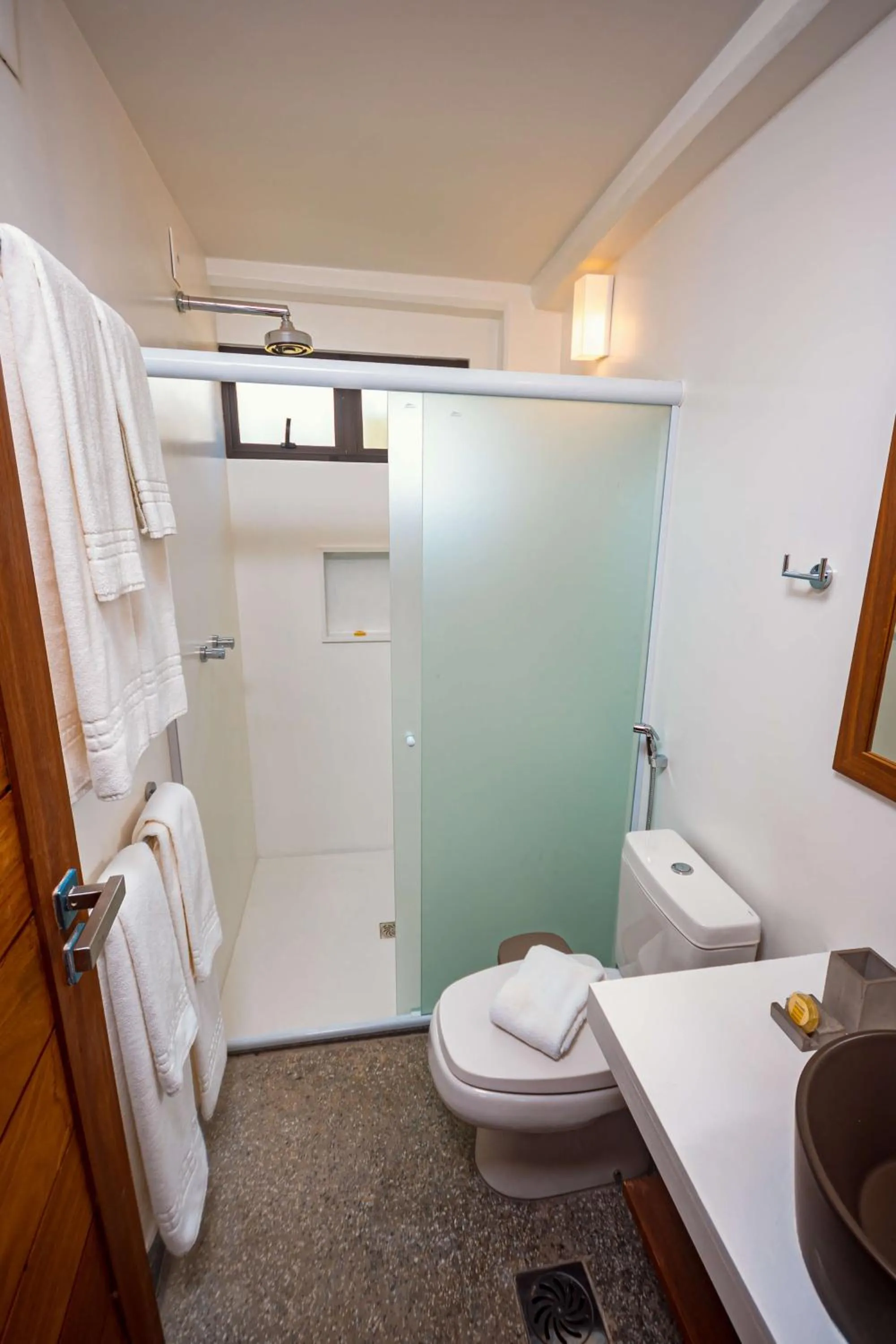 Shower in Aldeia do Mar Sensorial Hotel