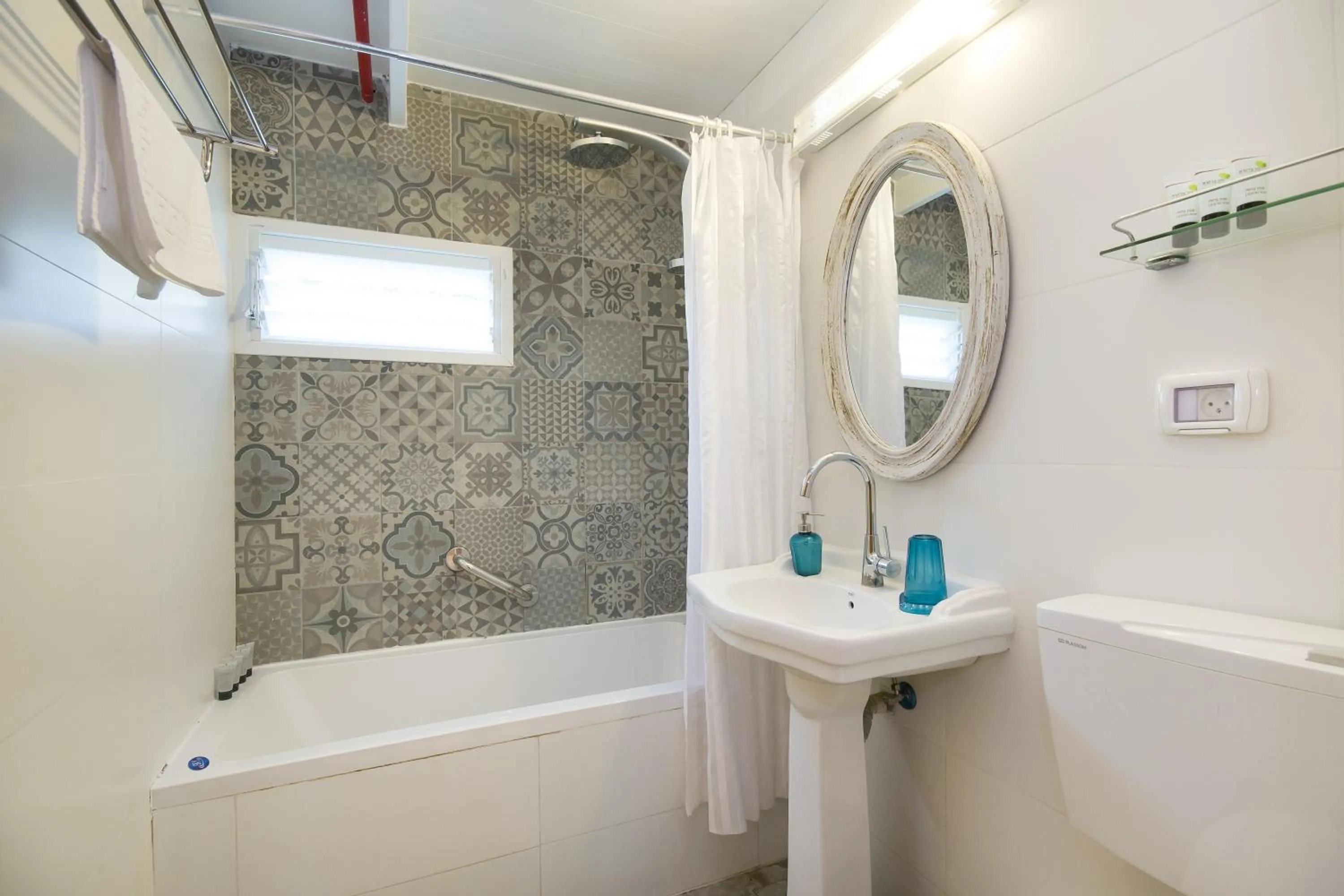 Bathroom in Zohar Badeshe