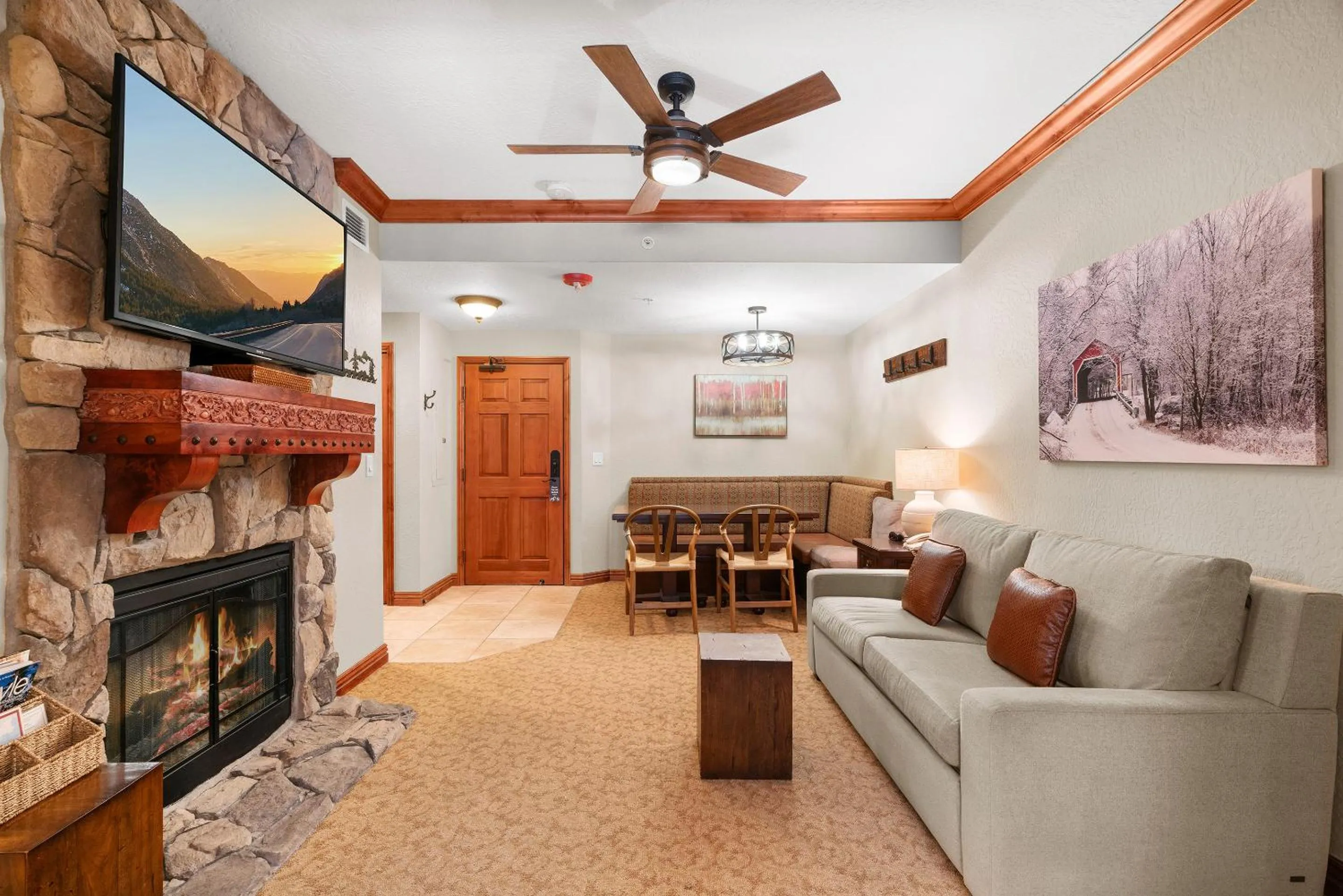 Living room in Canyons Village Condos by All Seasons Resort Lodging
