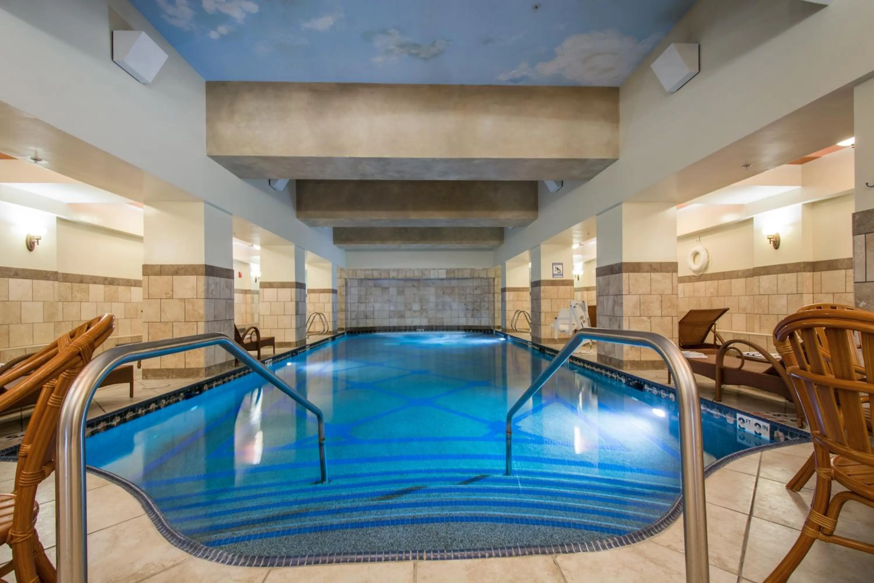 Swimming pool in Canyons Village Condos by All Seasons Resort Lodging