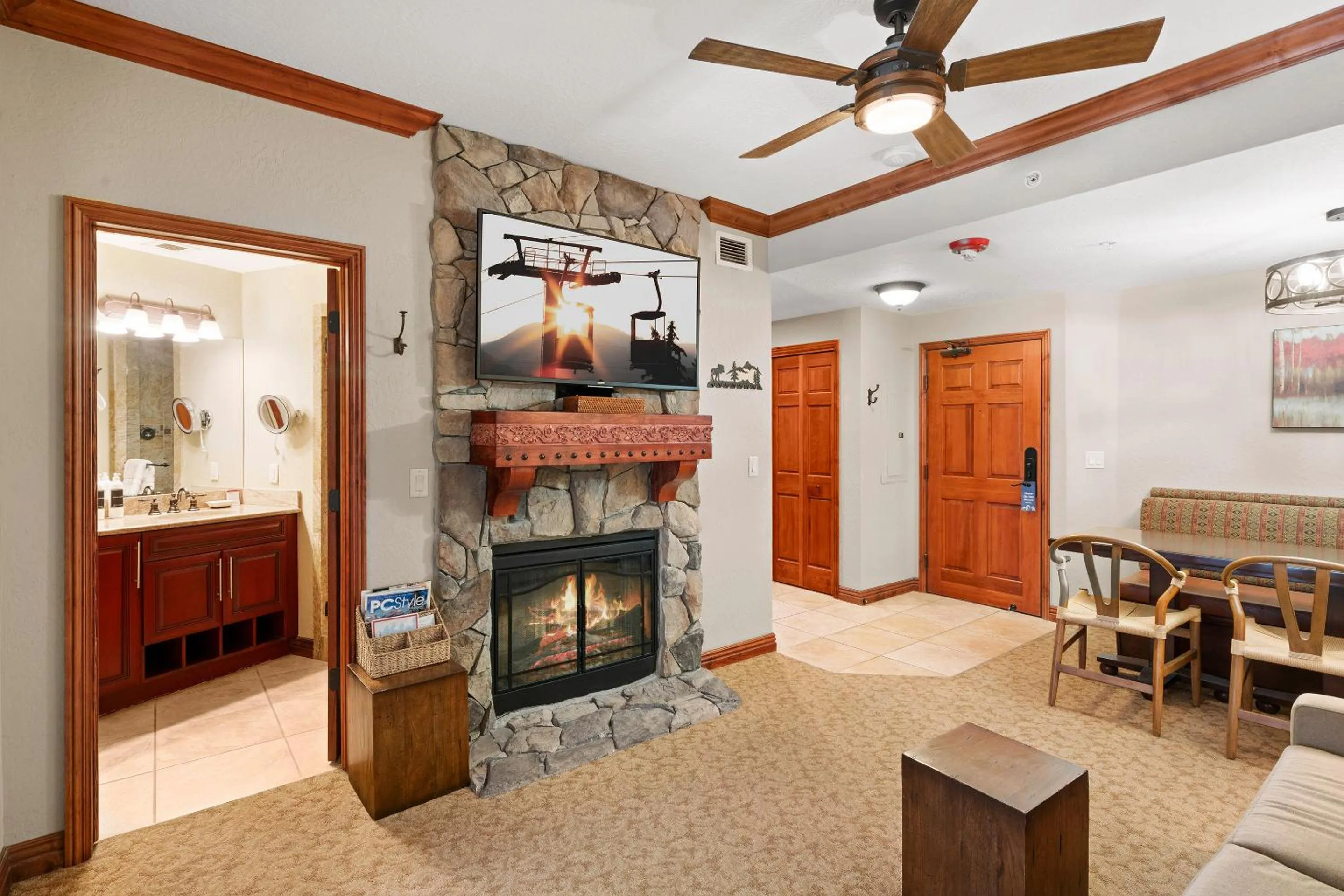 TV and multimedia in Canyons Village Condos by All Seasons Resort Lodging