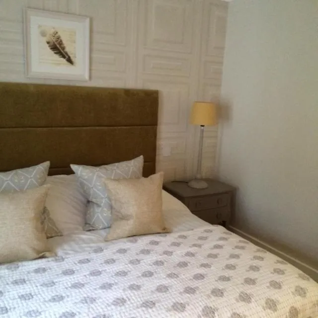 Bed in Mill End Hotel