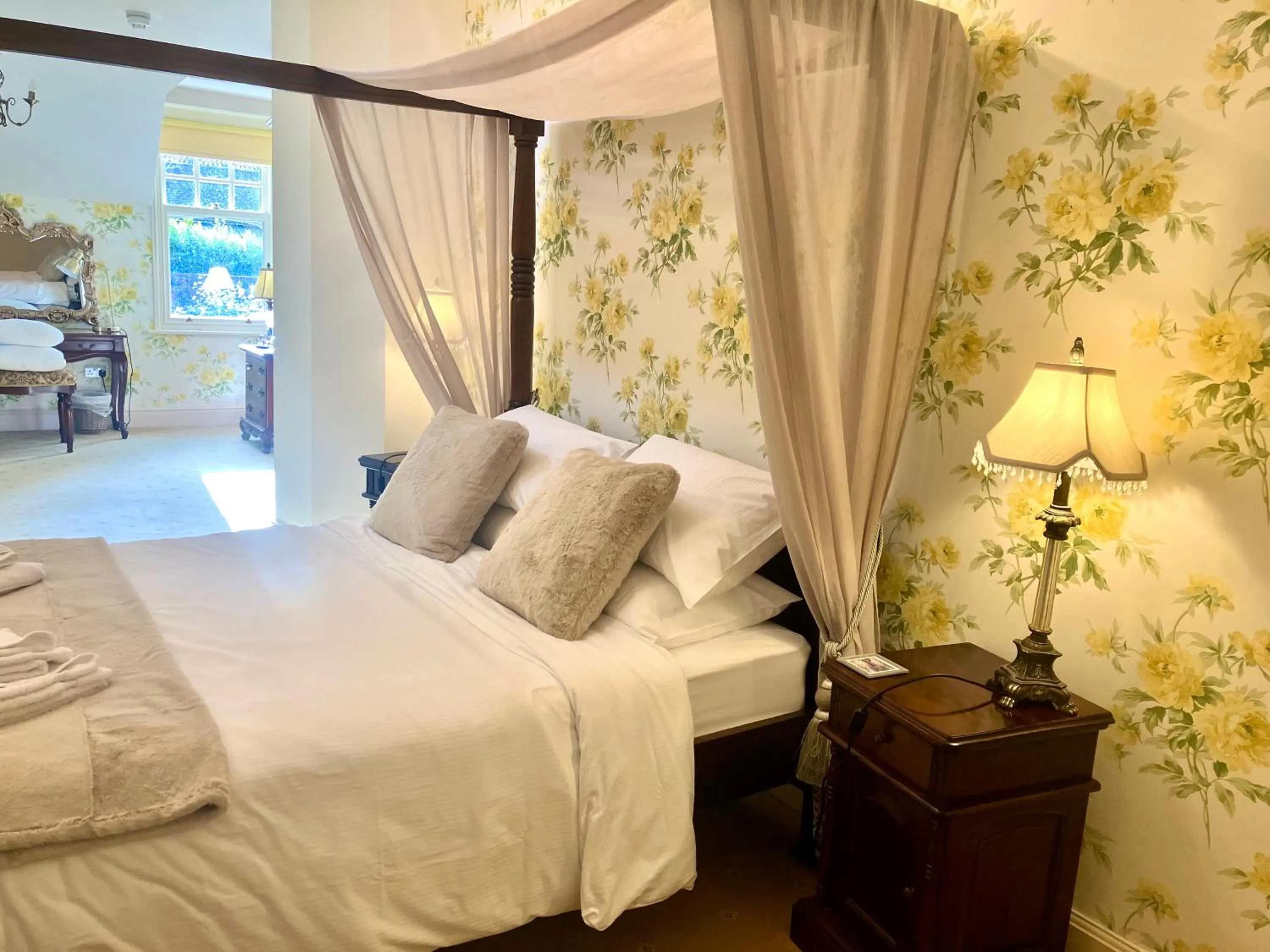 Bed in Storrs Gate House