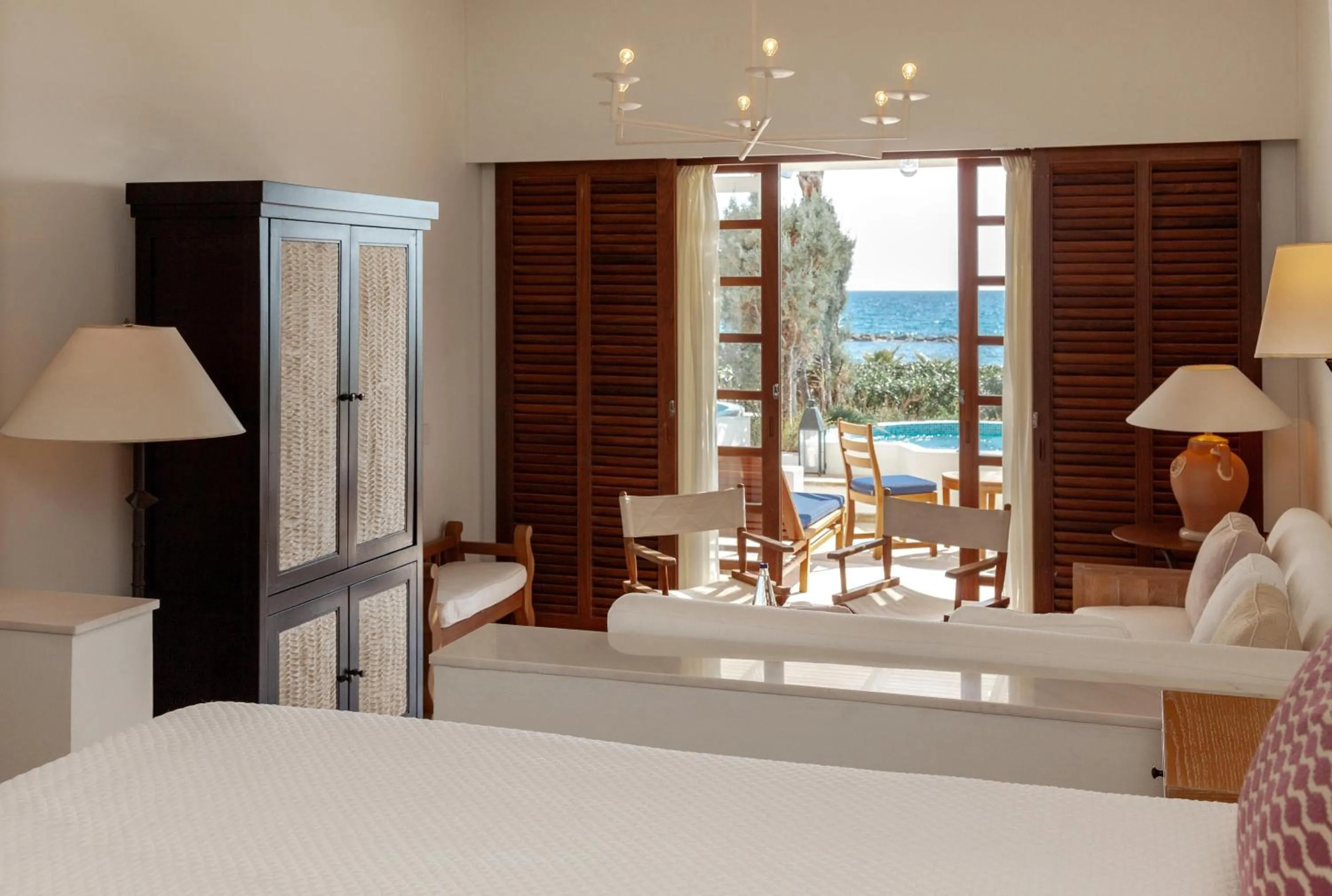 Photo of the whole room, Bed in Annabelle