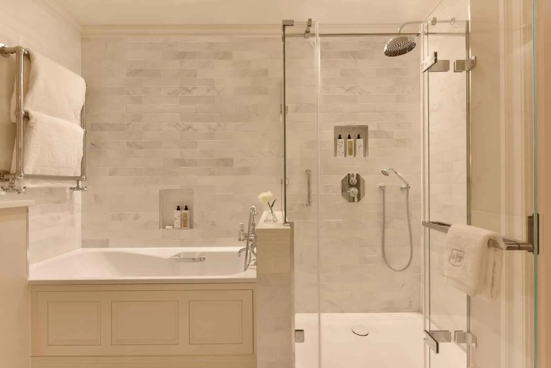 Shower in Cashel Palace Hotel