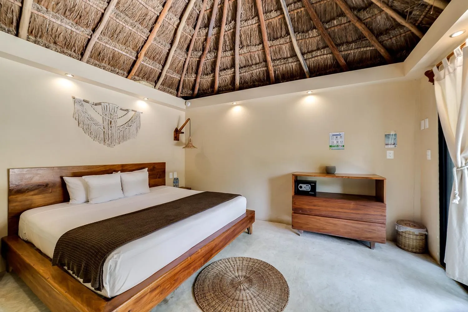 Bedroom, Bed in Hotel CasaBakal - A pie de Laguna - Bacalar