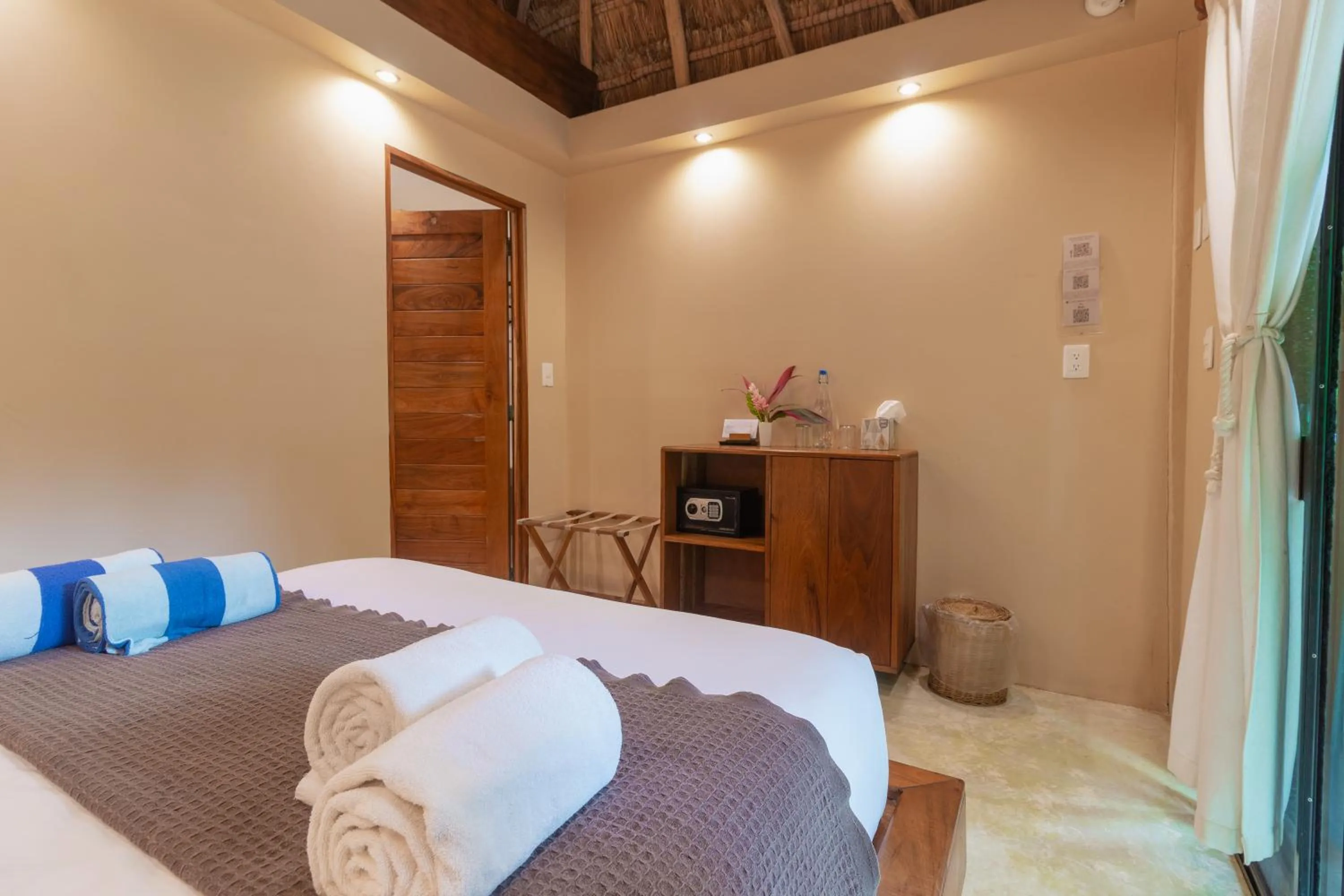 Bed in Hotel CasaBakal - A pie de Laguna - Bacalar