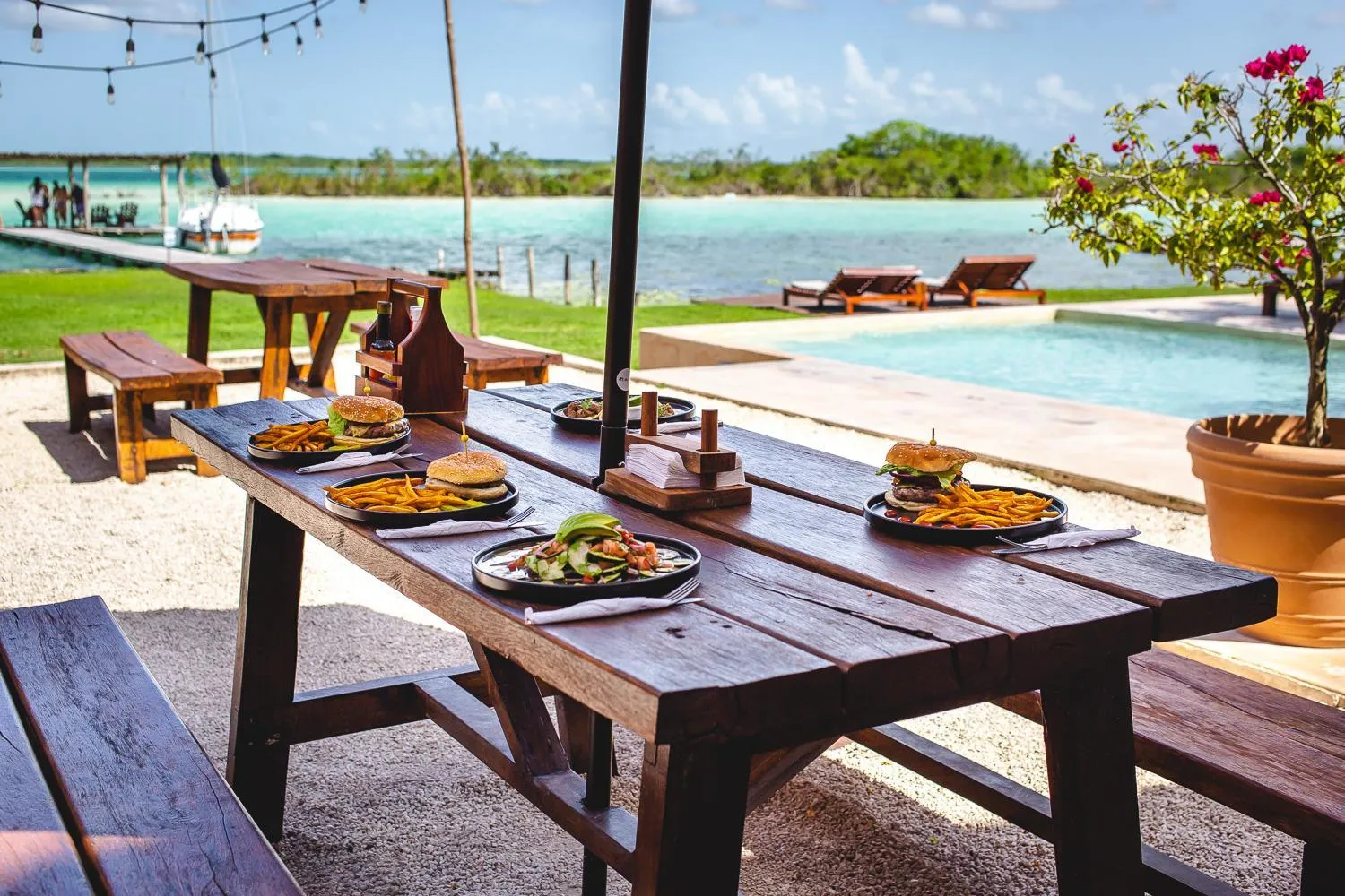 Restaurant/places to eat in Hotel CasaBakal - A pie de Laguna - Bacalar