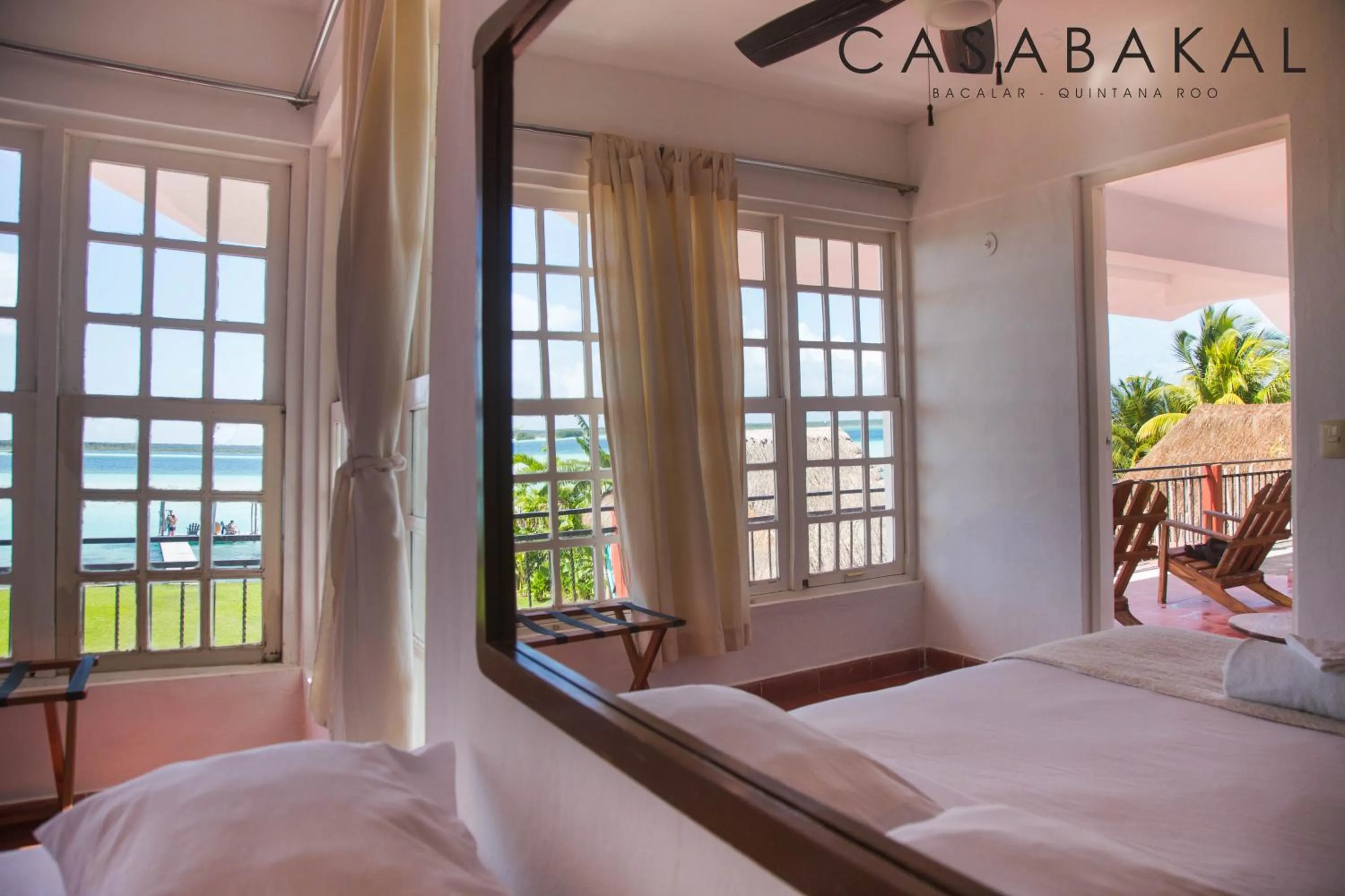 Bedroom, Bed in Hotel CasaBakal - A pie de Laguna - Bacalar