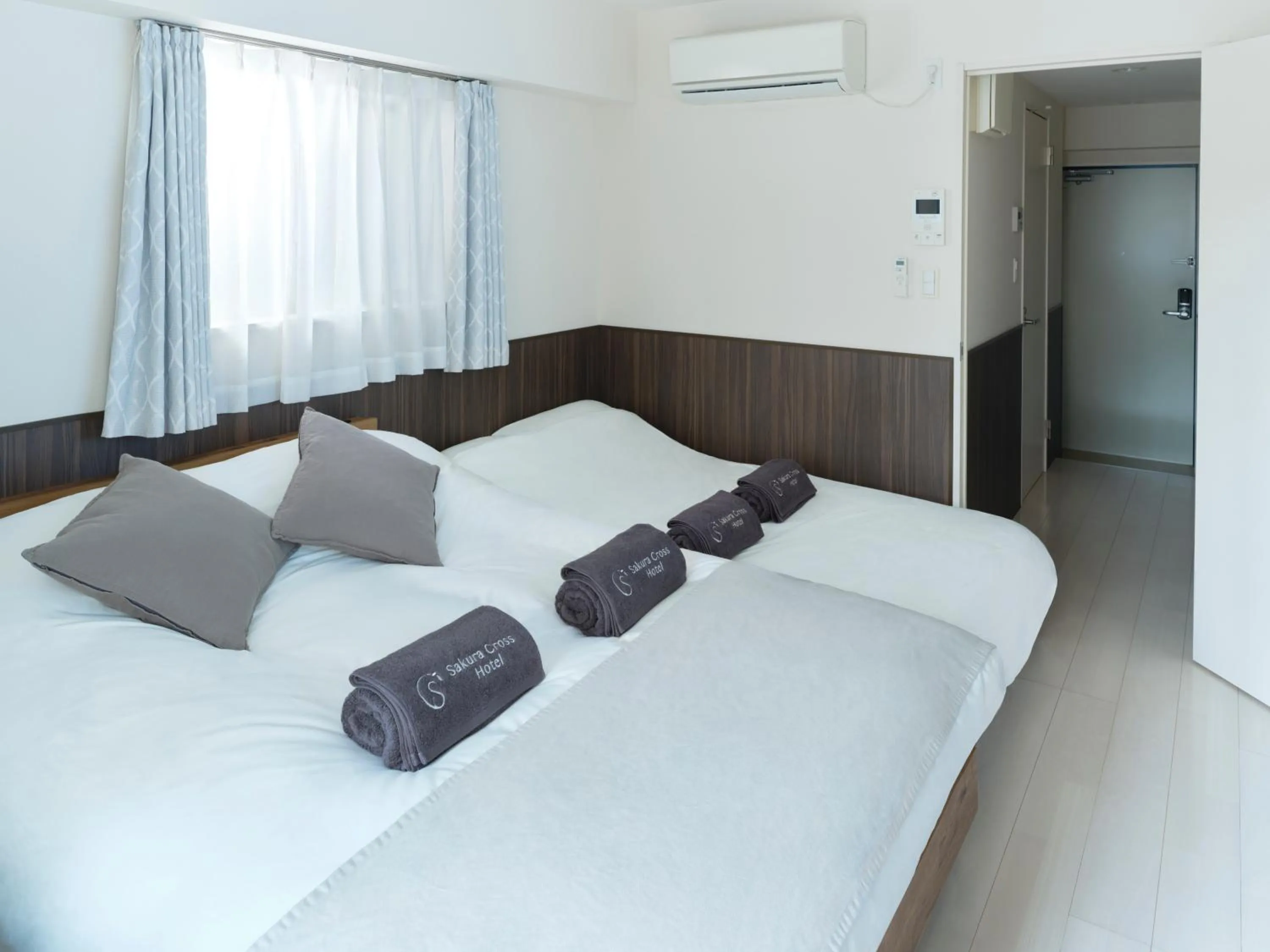 Photo of the whole room, Bed in Sakura Cross Hotel Ueno Iriya