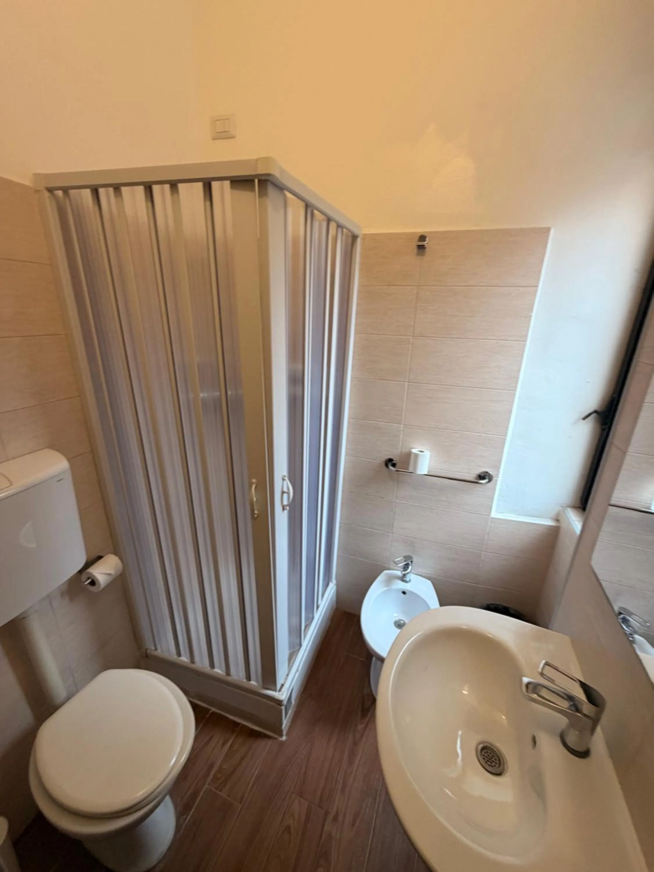 Toilet in Albergo Corvetto Corso Lodi