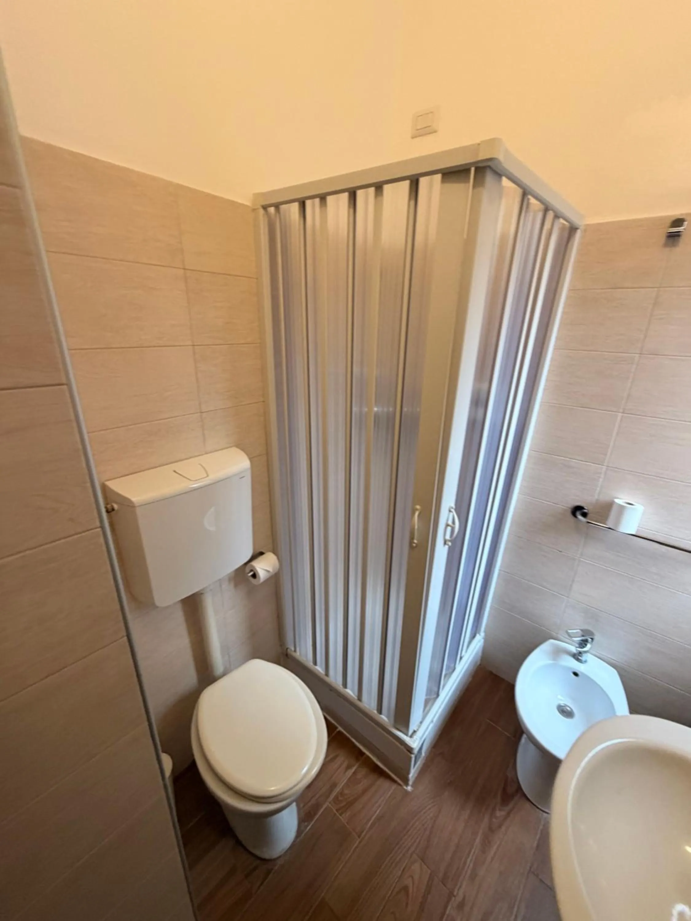 Toilet in Albergo Corvetto Corso Lodi