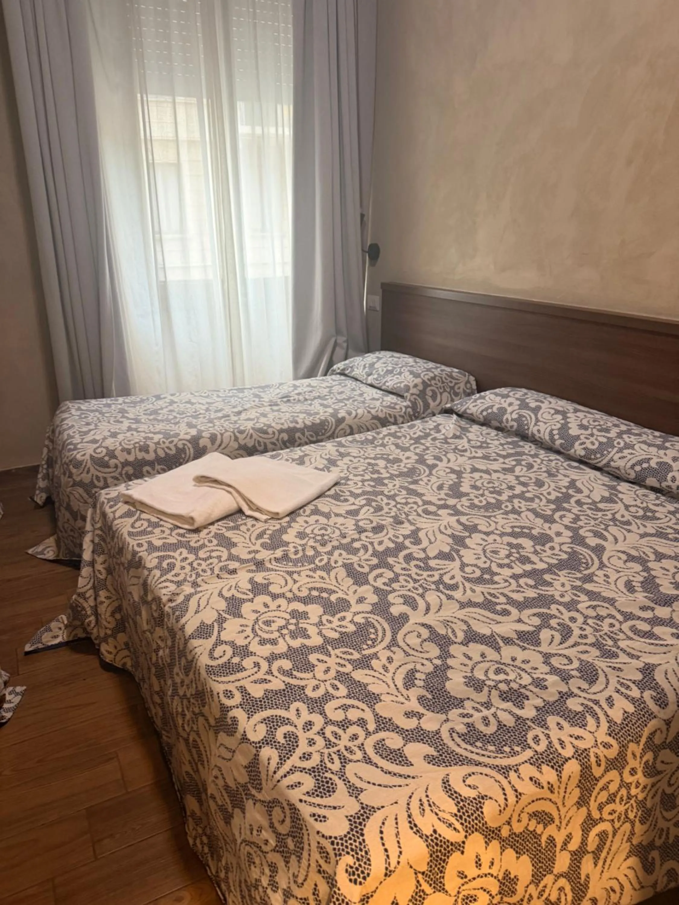 Bed in Albergo Corvetto Corso Lodi