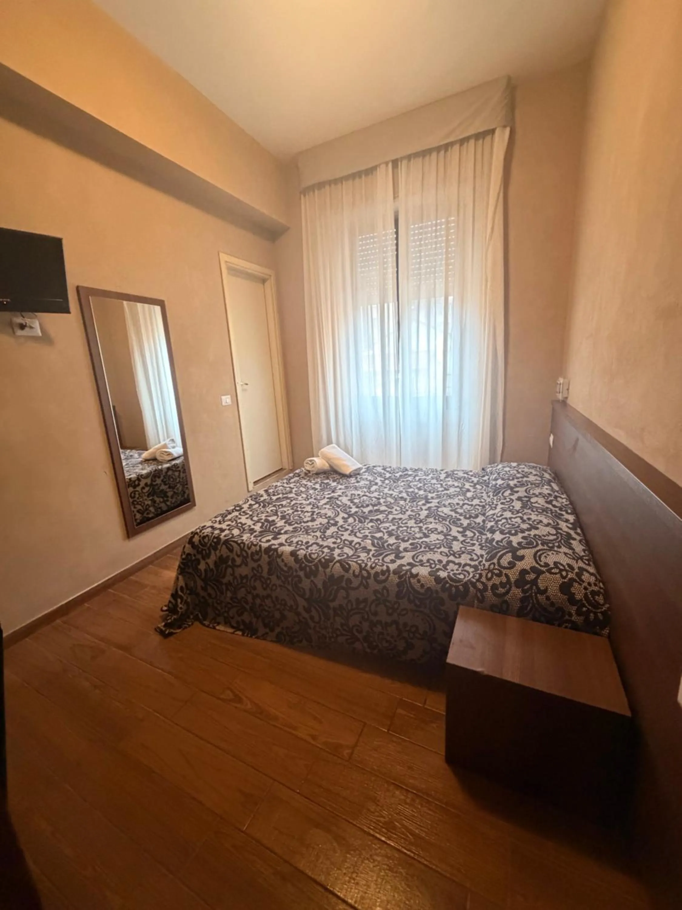 Bed in Albergo Corvetto Corso Lodi