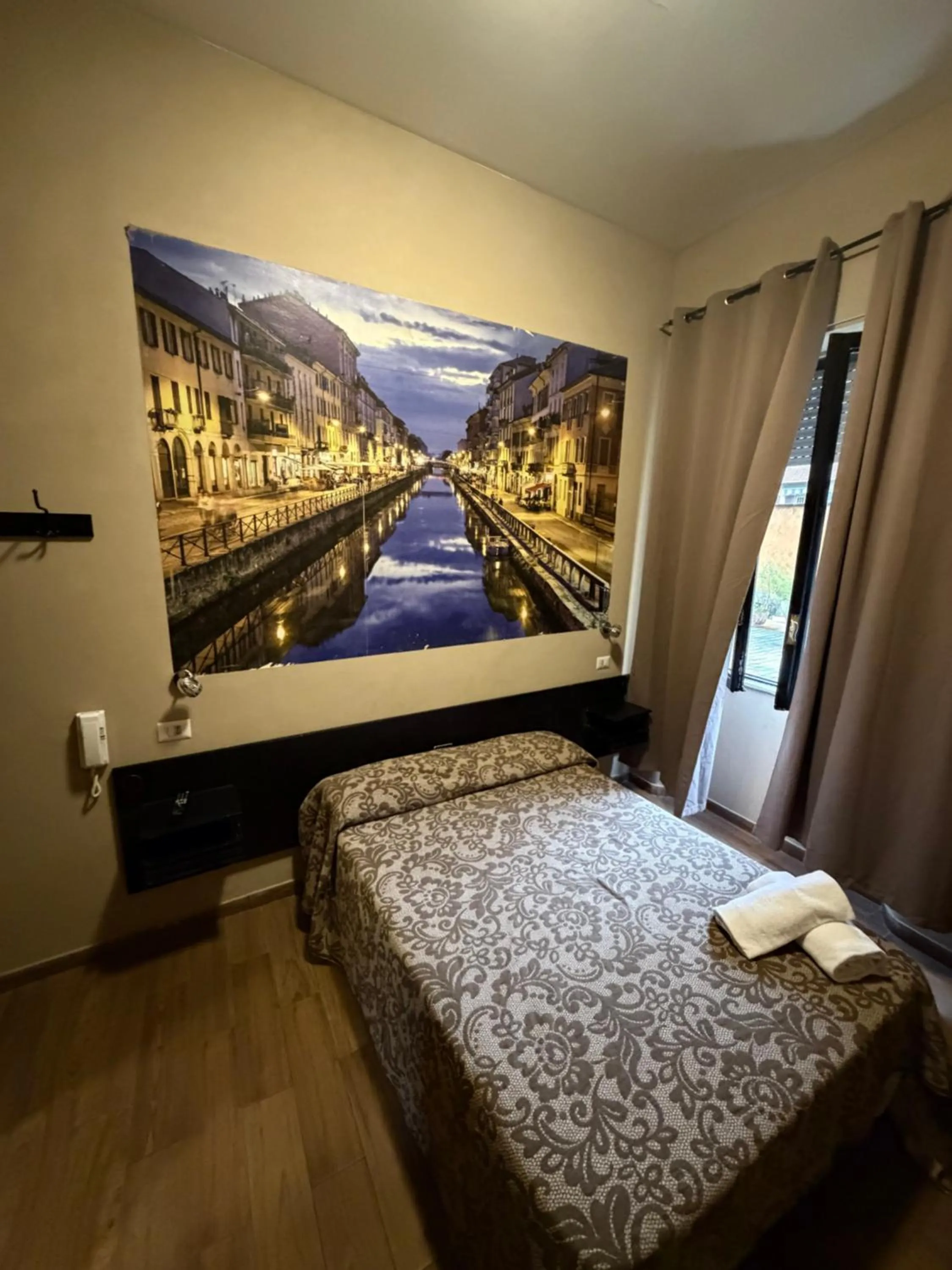 Bed in Albergo Corvetto Corso Lodi