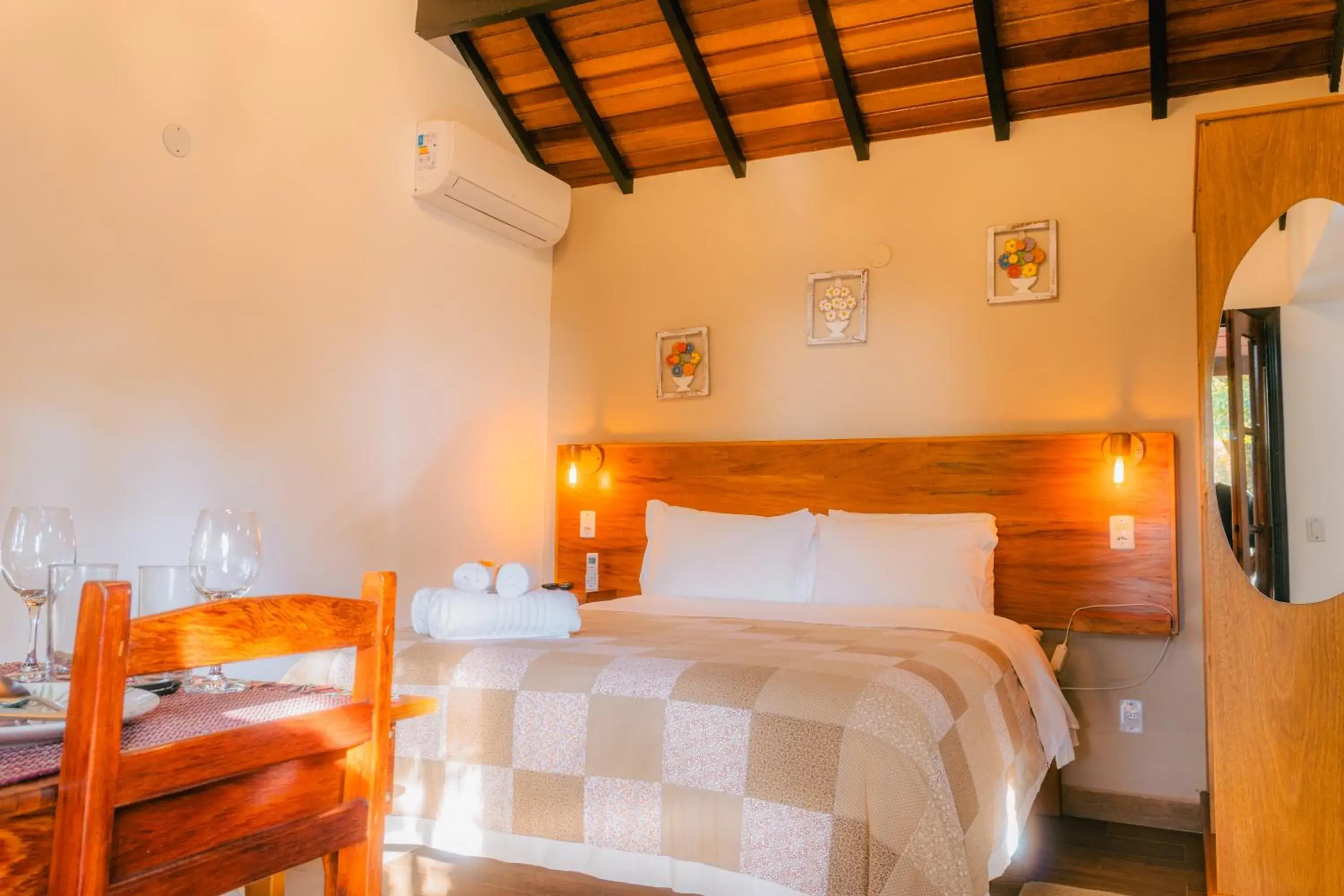 Chalet (2 Adults) in Pousada Alto de Monte Verde Chalet (2 Adults) in Pousada Alto de Monte Verde