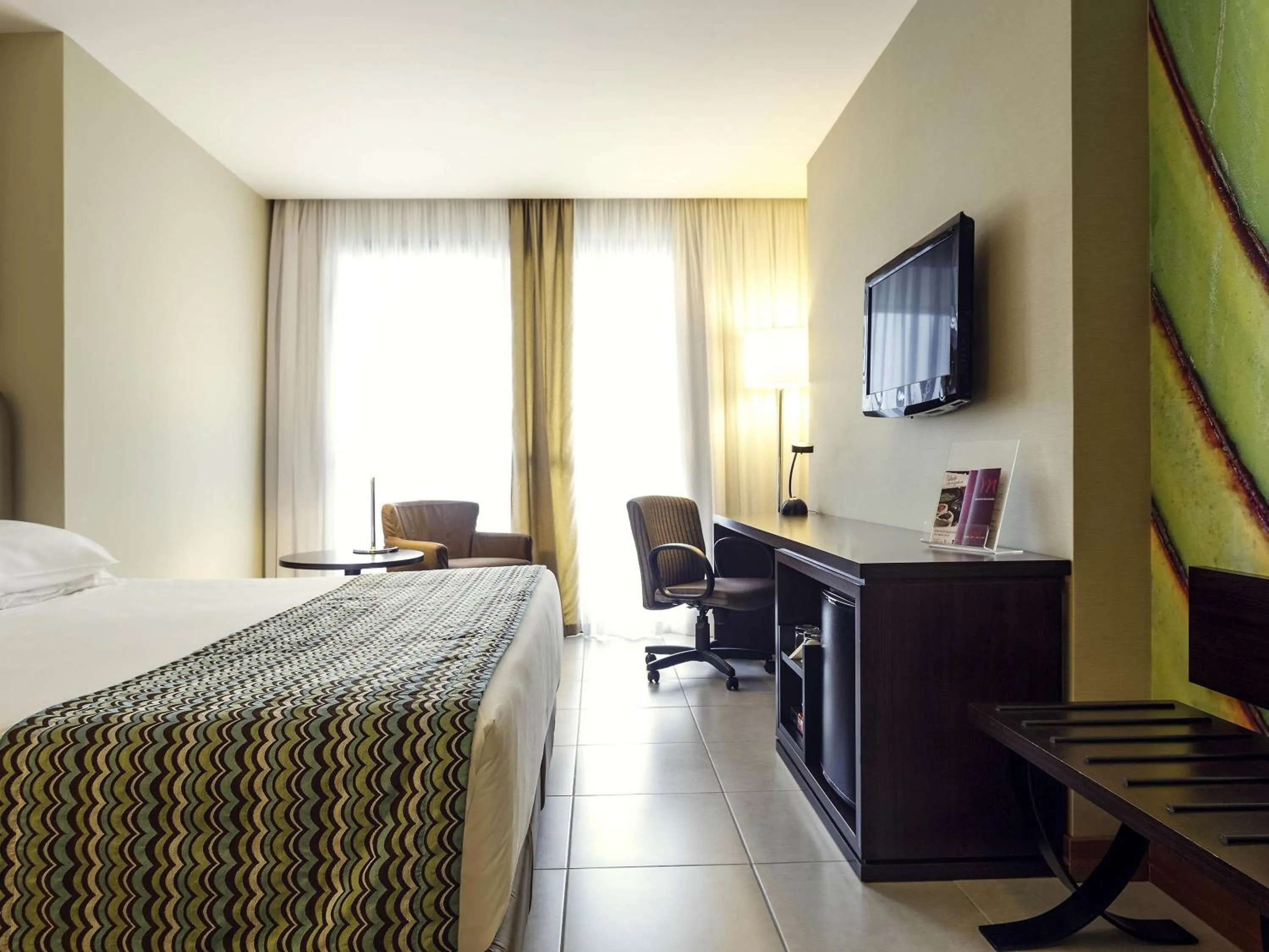 Bedroom, Bed in Mercure Salvador Pituba