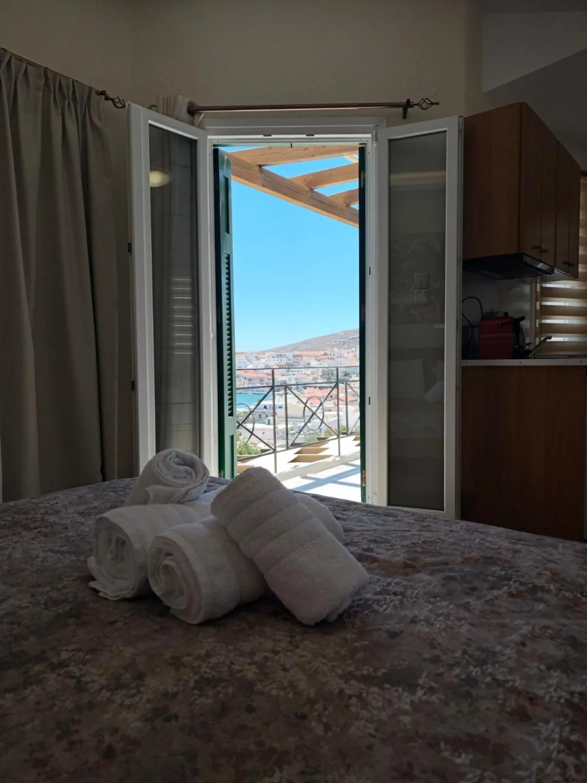 Bed in Vassiliki Studios