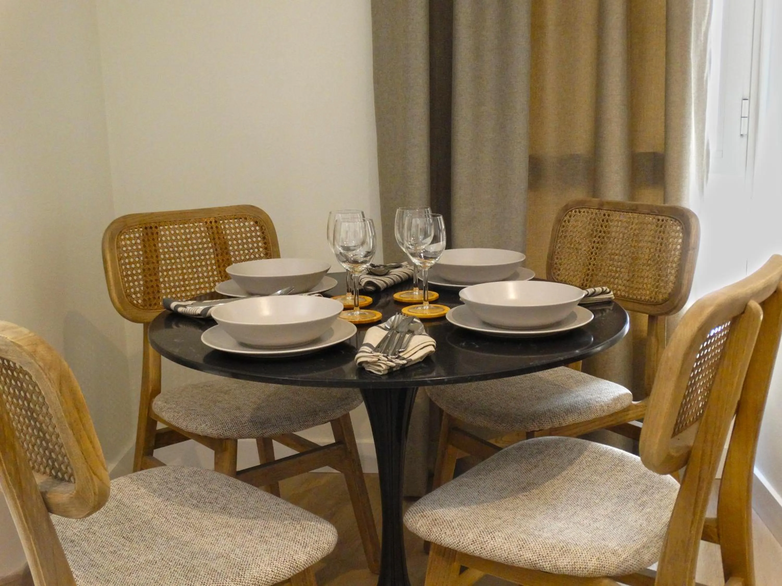 Dining area in Apartamentos Málaga Premium - Calle San Telmo