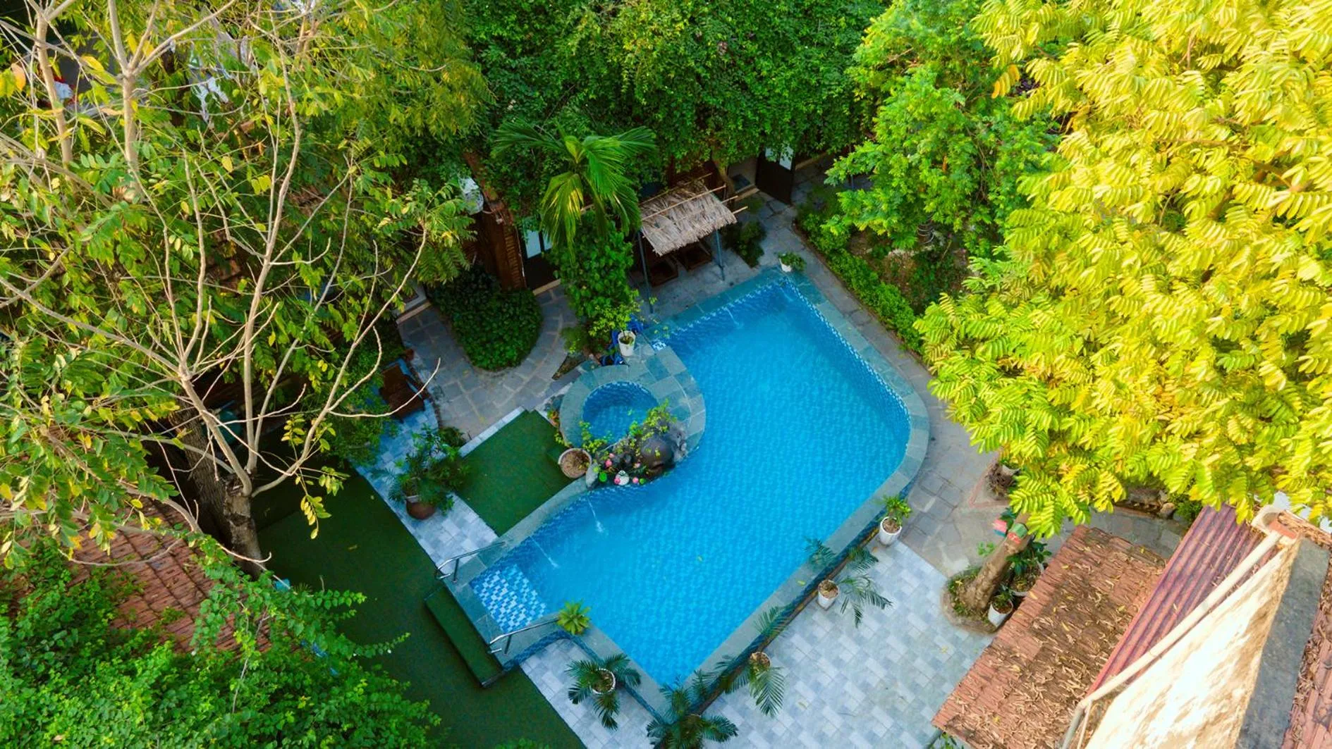 Bird's eye view in Green Peace Bungalow