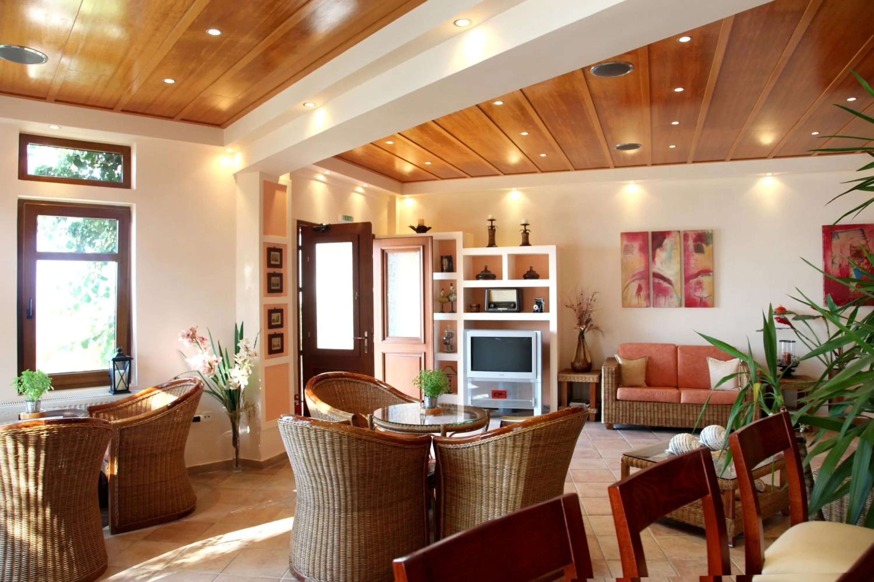 Lobby or reception in Hotel Paralio