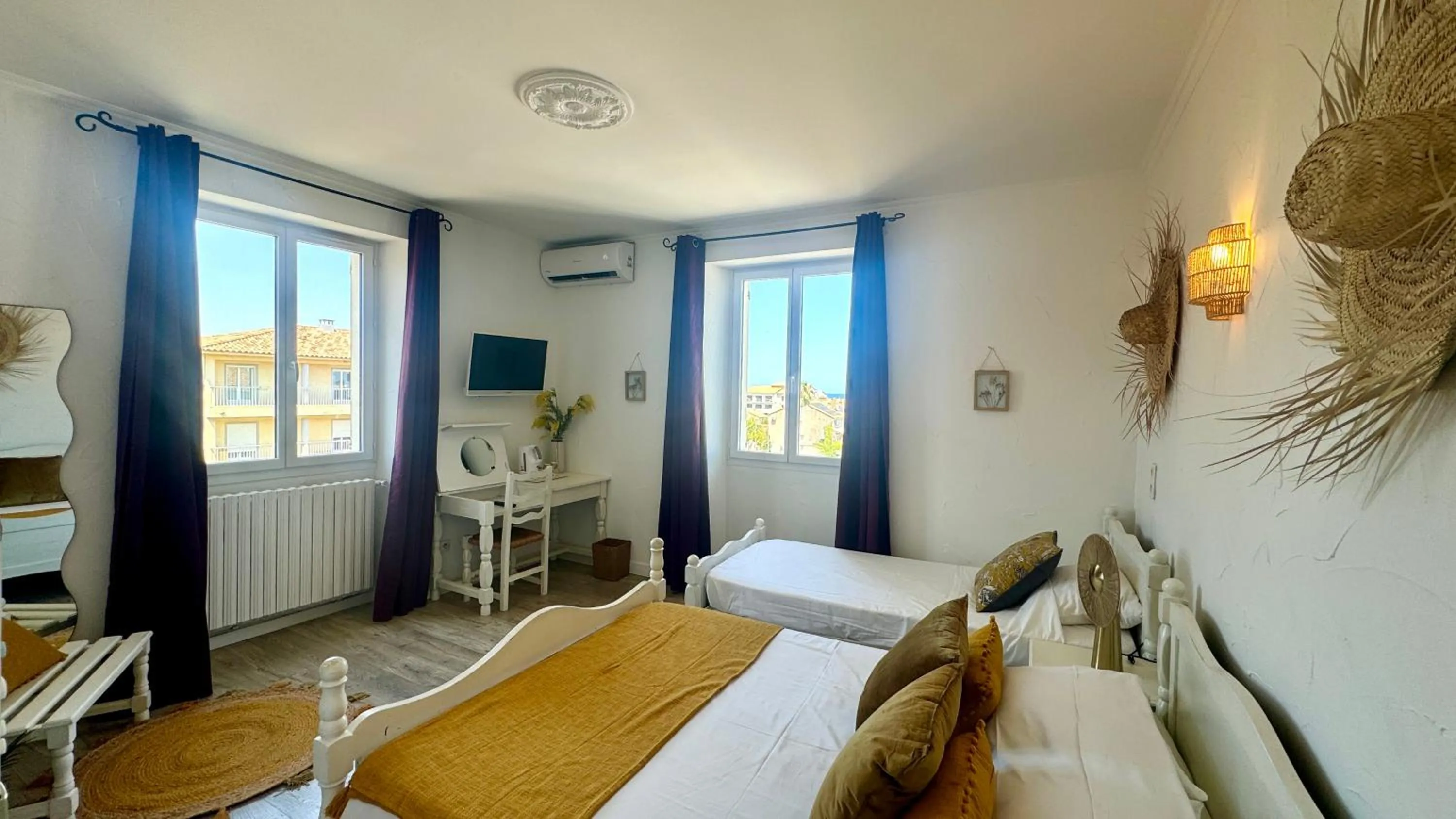 Bed in Hôtel Les 3 Terrasses