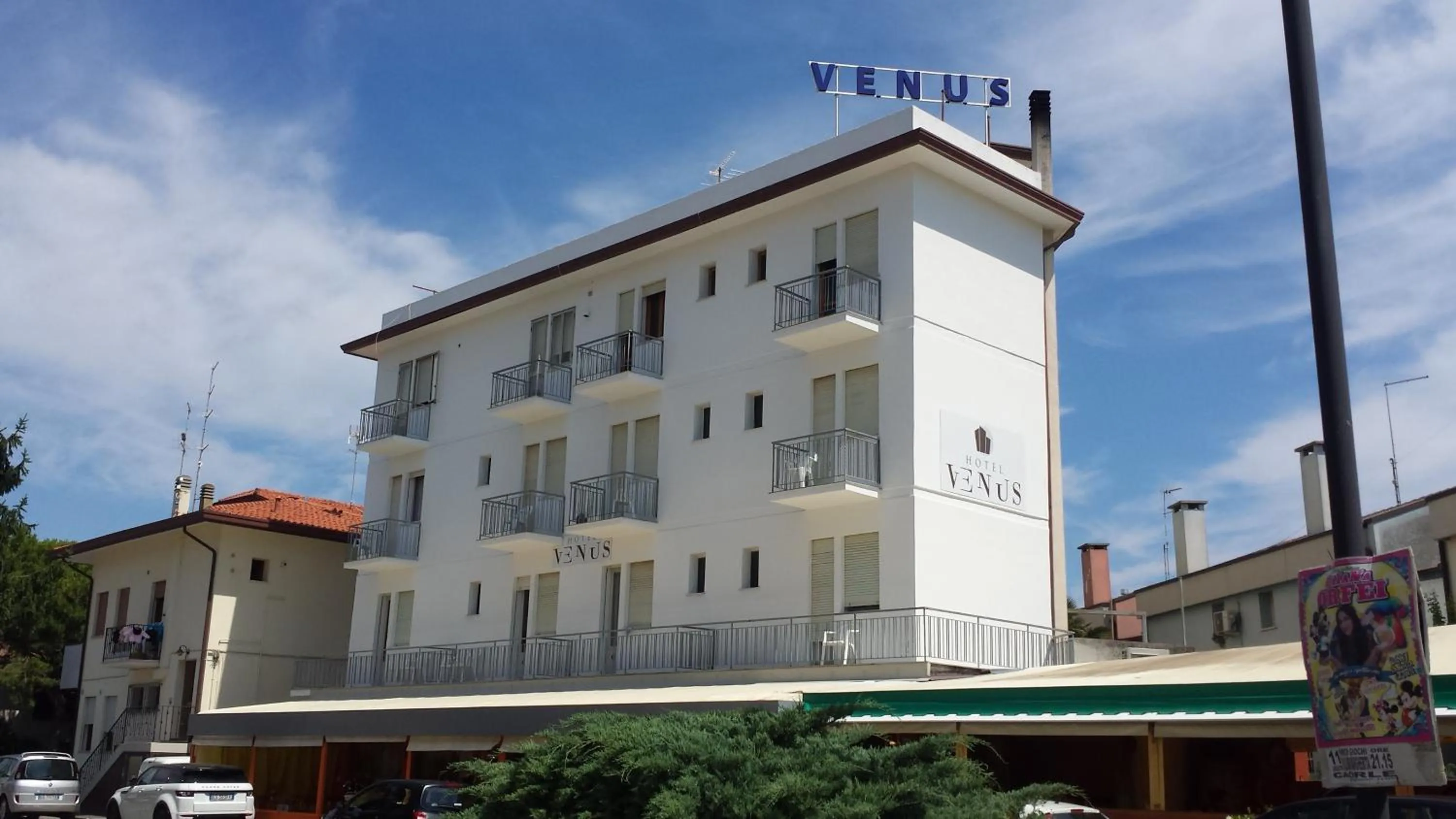Property building in Venus Best Price