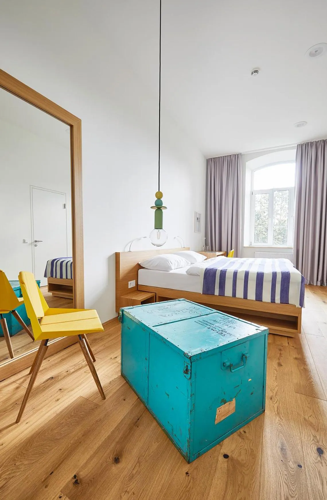 Photo of the whole room, Bed in Gabrium