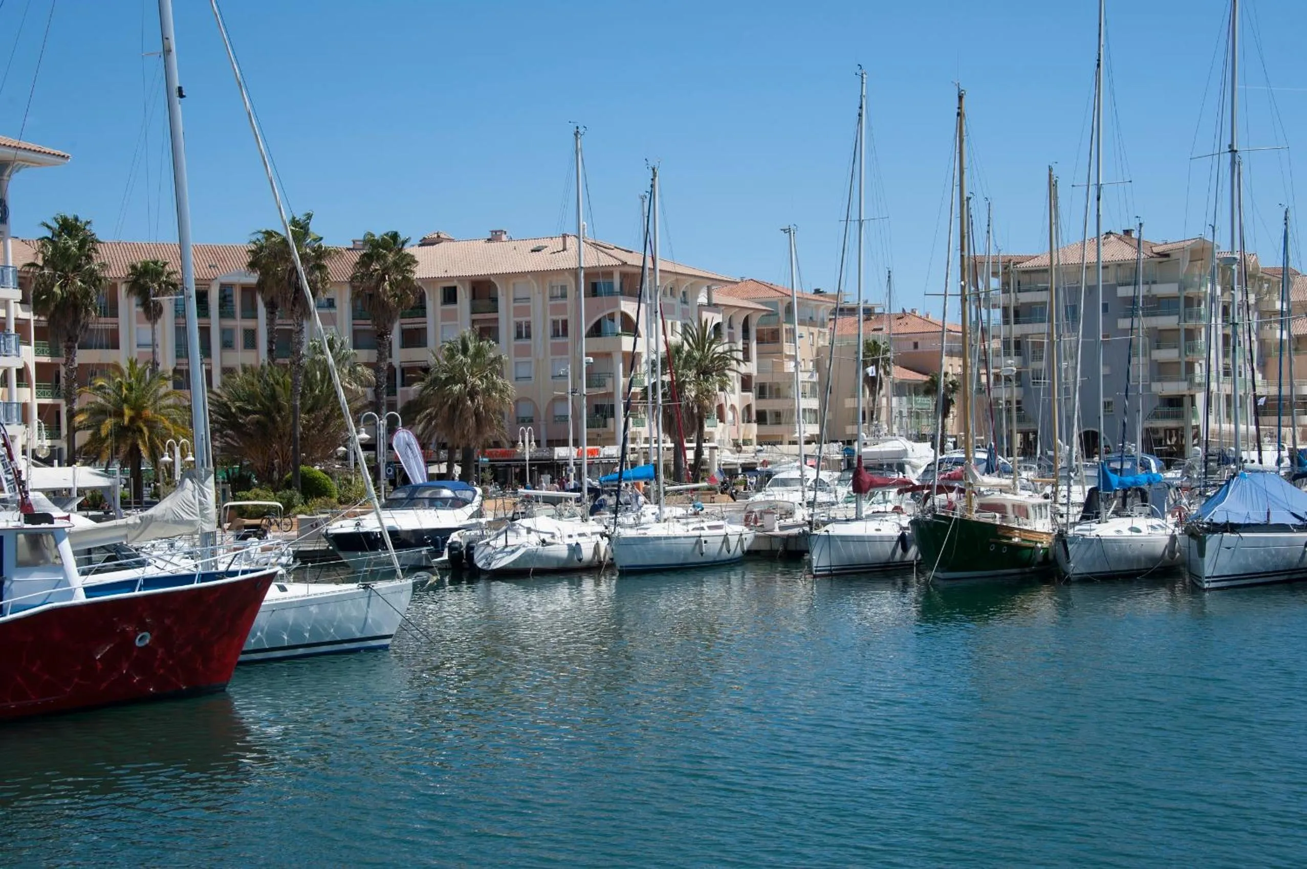 Nearby landmark in La Garriniere