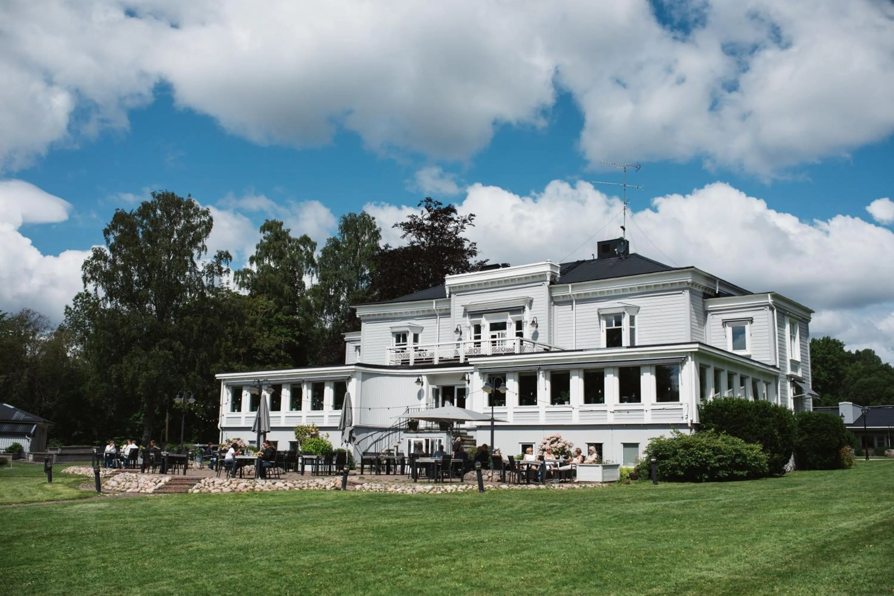 Property building in Aspenäs Herrgård