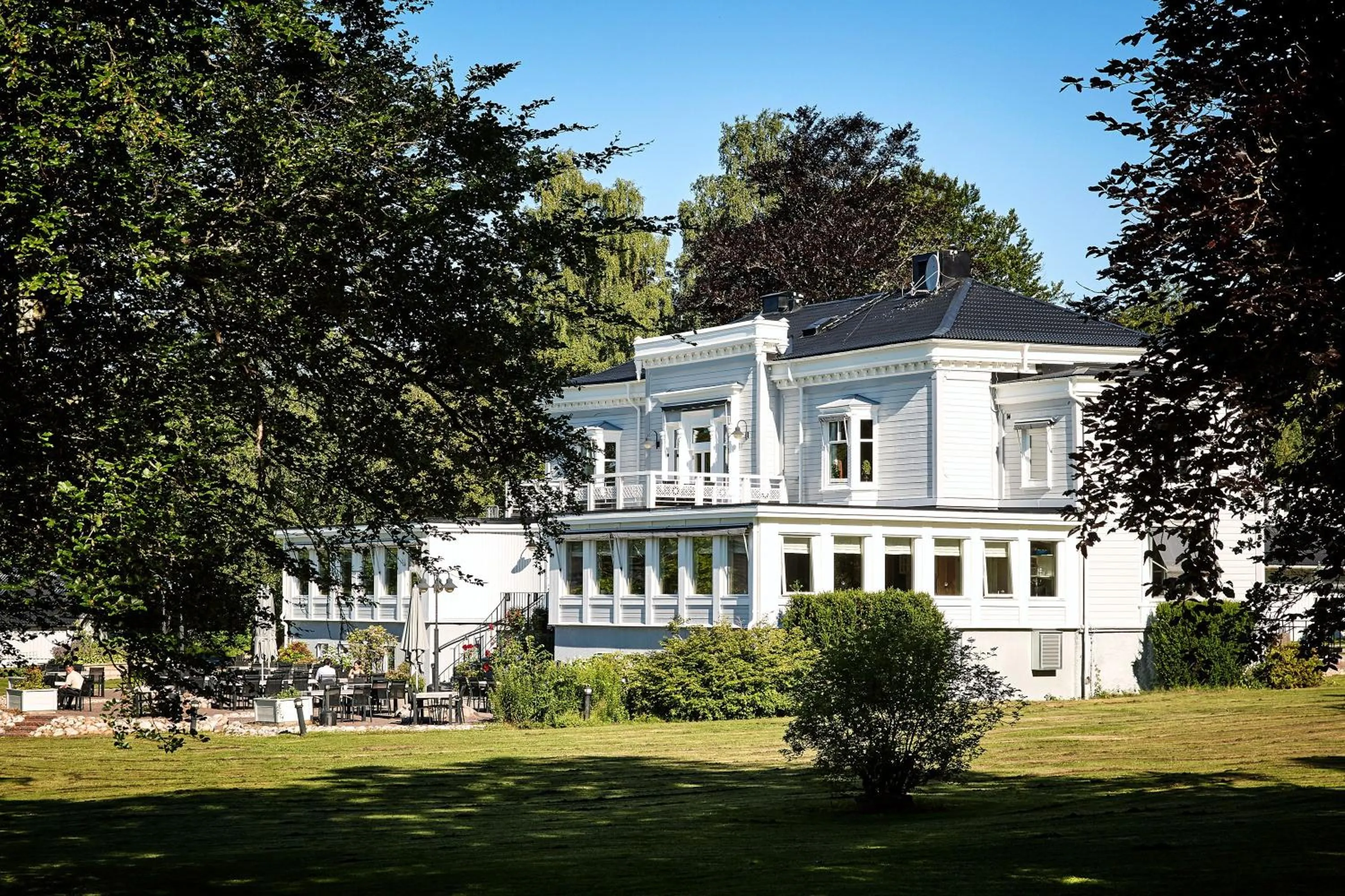 Property building in Aspenäs Herrgård
