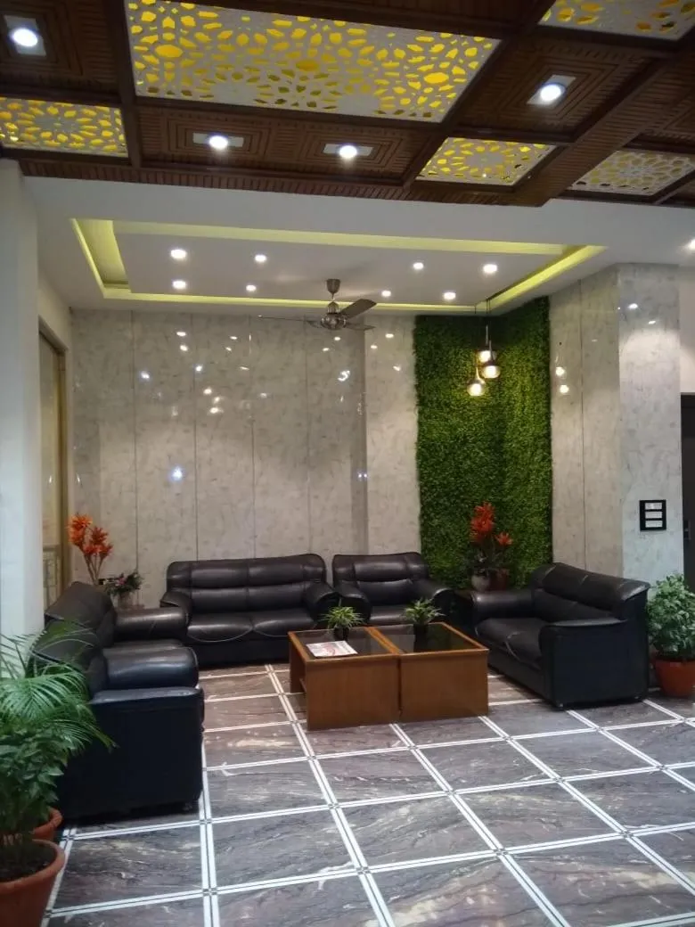 Lobby or reception in Hotel Corbett Kingdom