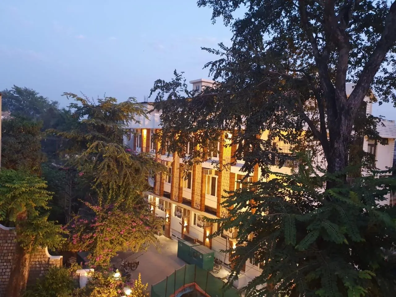 Property building in Hotel Corbett Kingdom