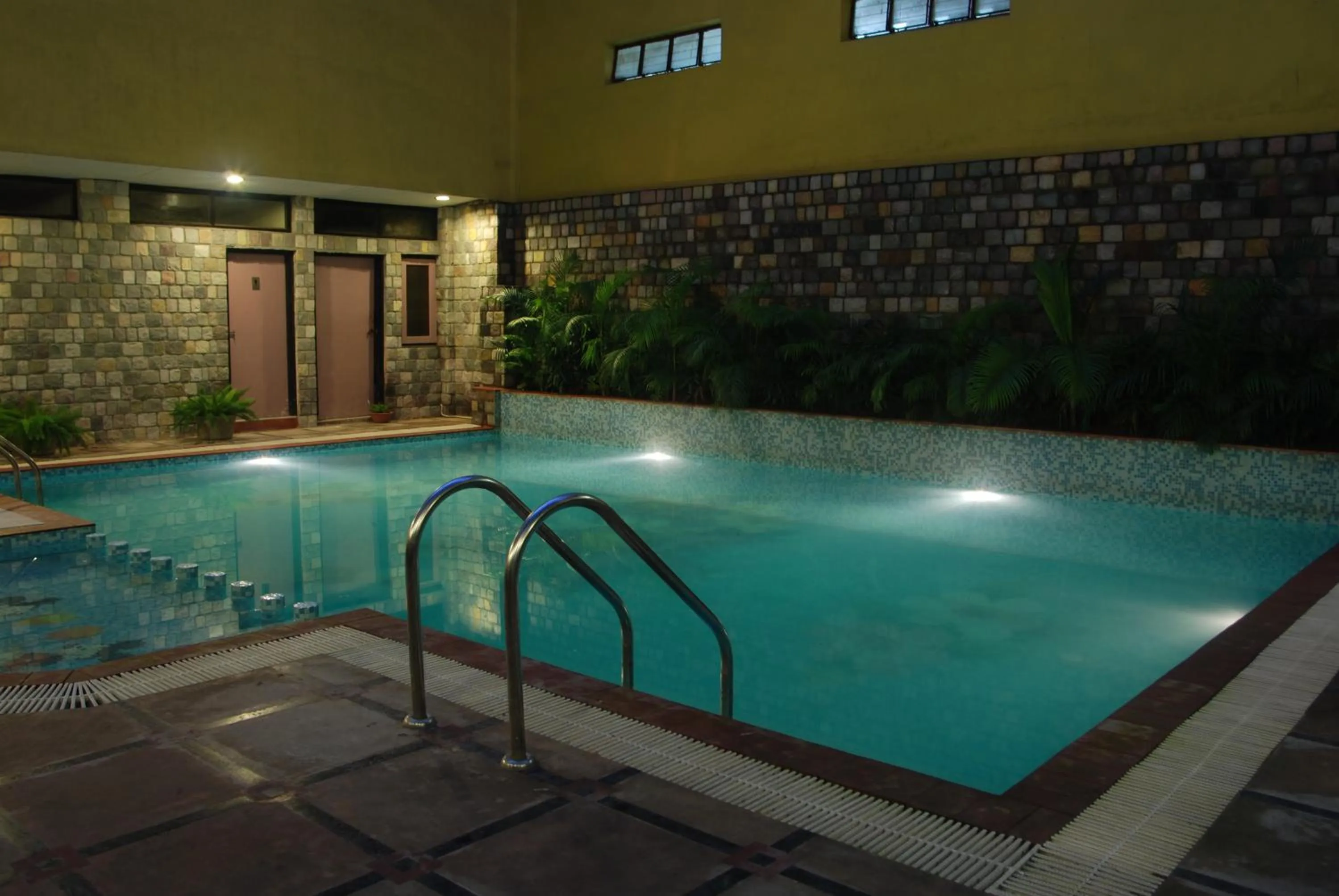  in Hotel Corbett Kingdom