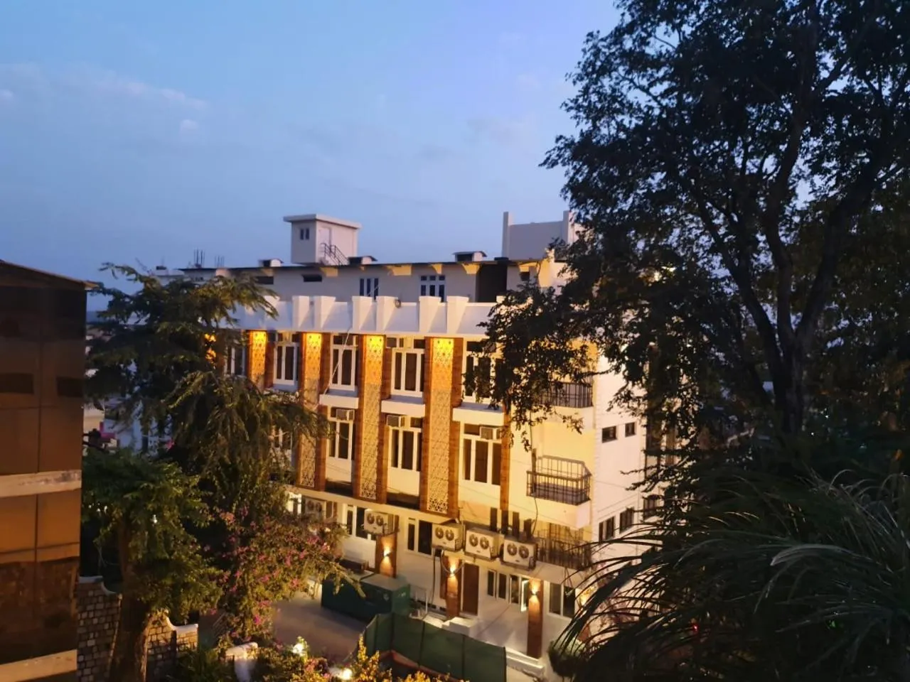 Property building in Hotel Corbett Kingdom