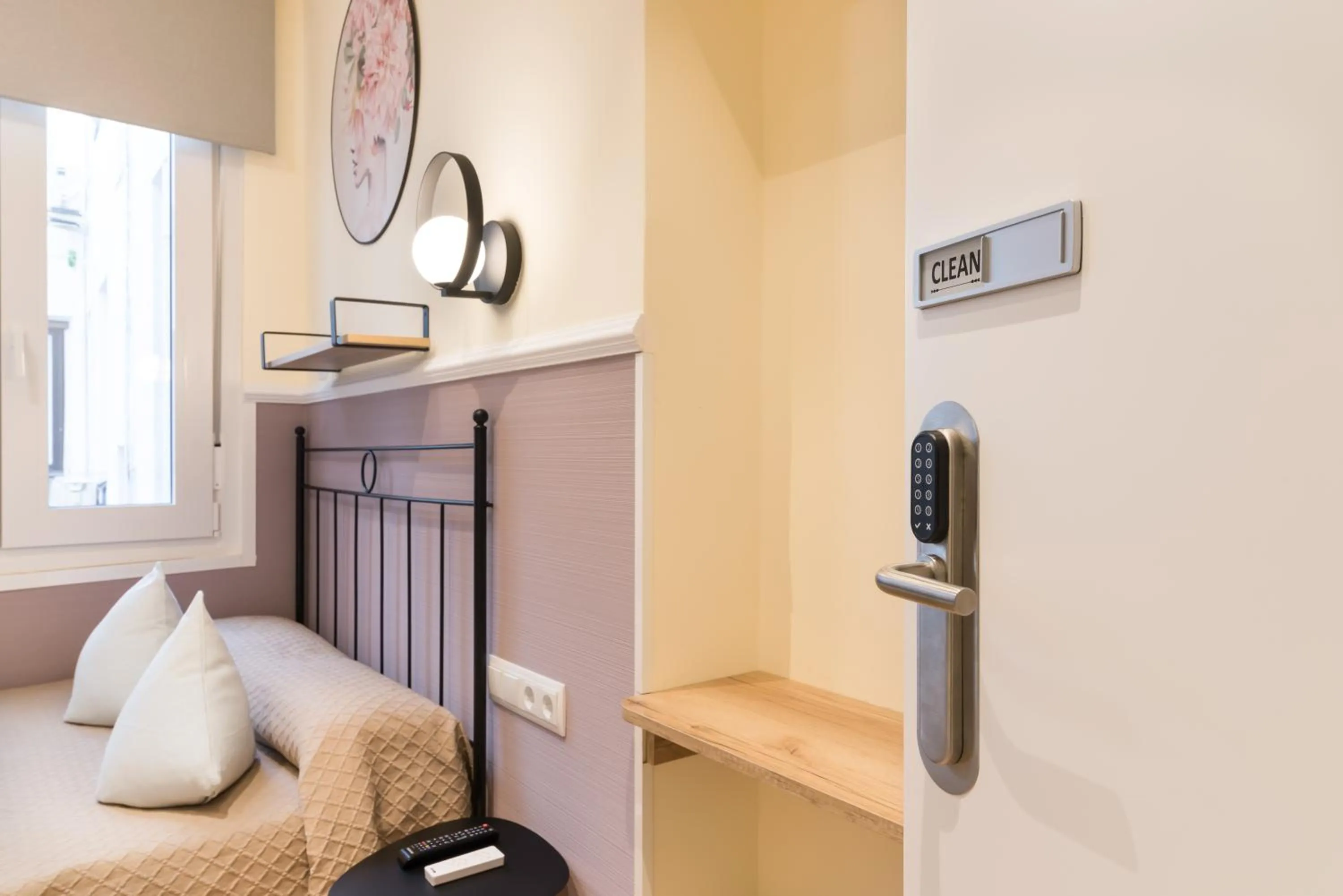 Decorative detail in Hostal Evoke Madrid