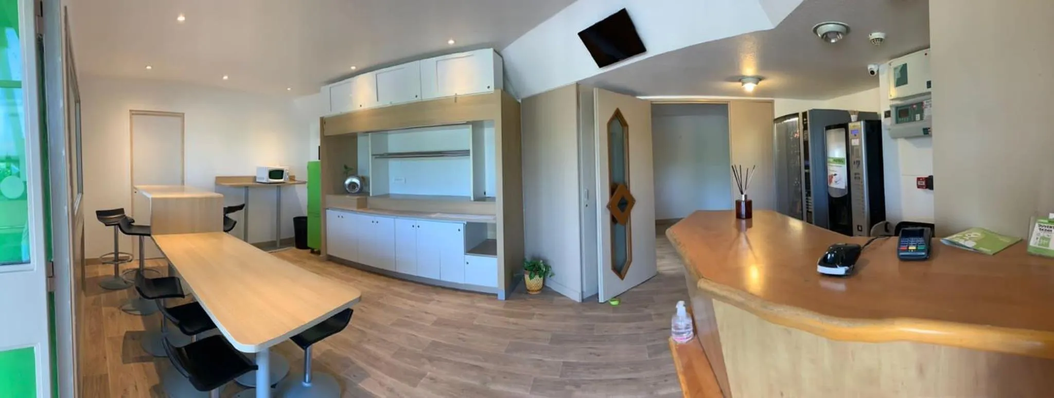 Lemon Hotel Plan de Campagne Marseille