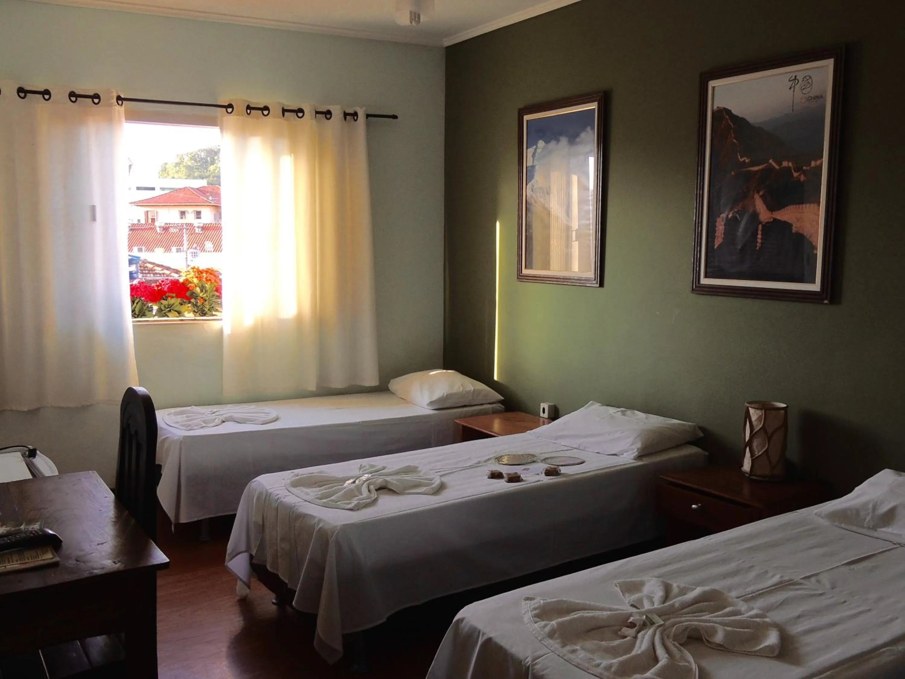 Photo of the whole room, Bed in Hotel Oriente