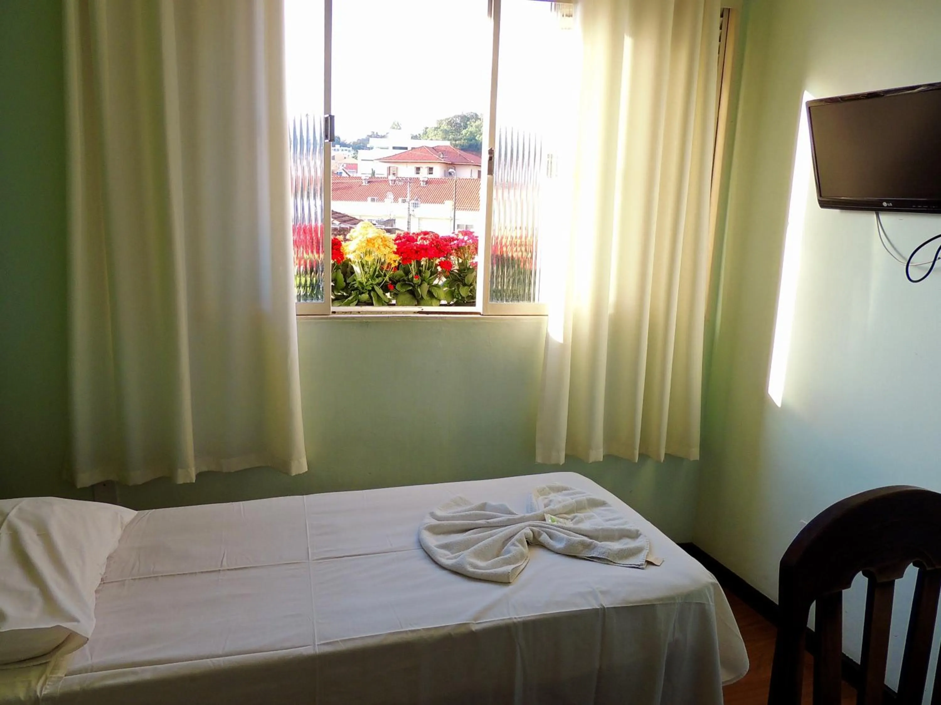 Photo of the whole room, Bed in Hotel Oriente