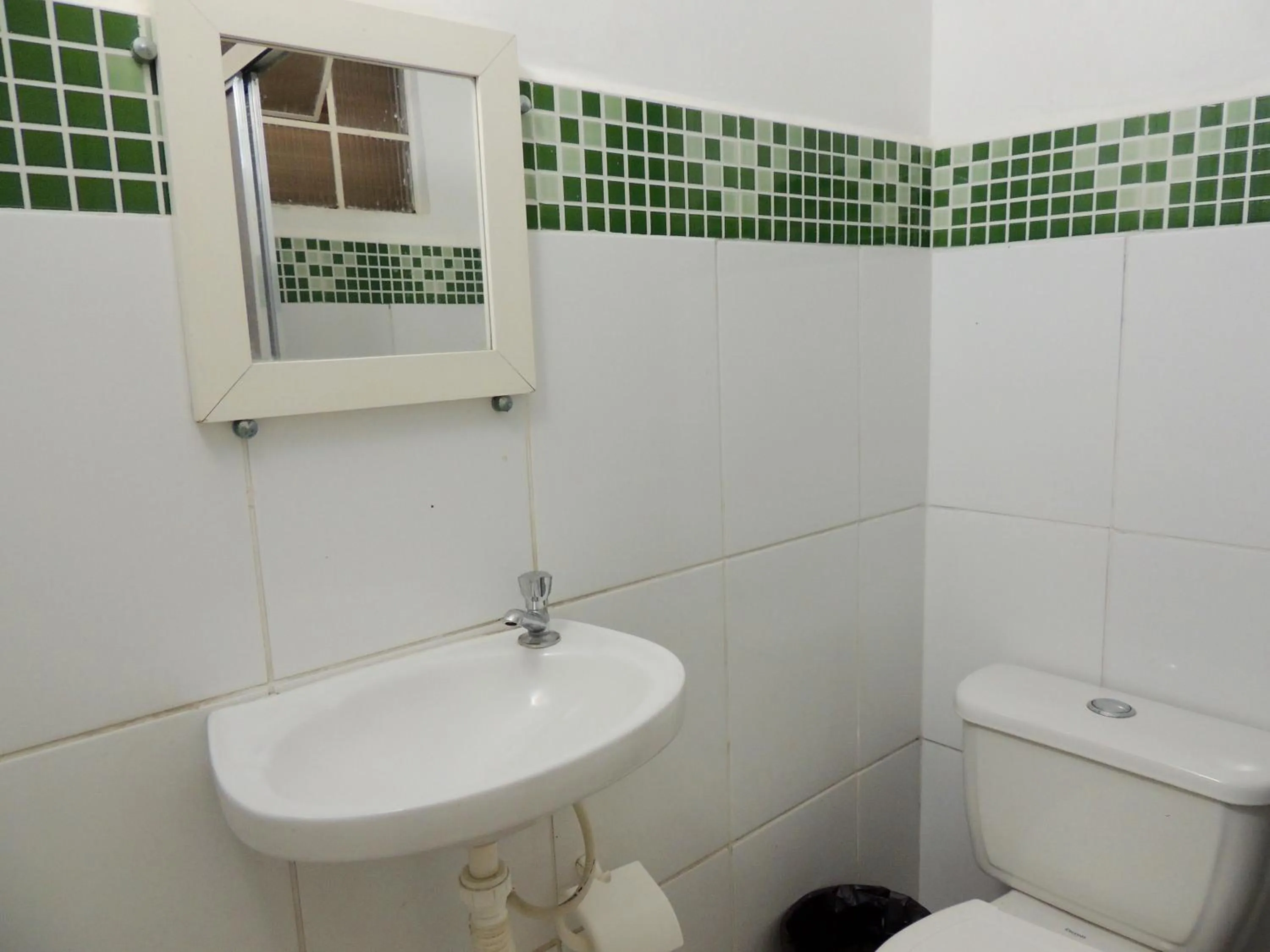 Bathroom in Hotel Oriente