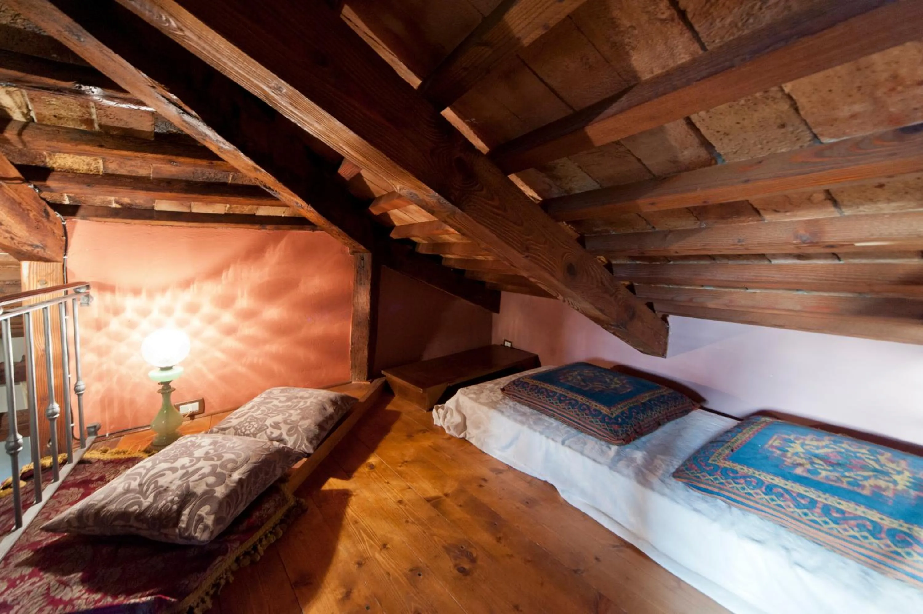 Bed in Casanova Penthouse in the heart of Venice