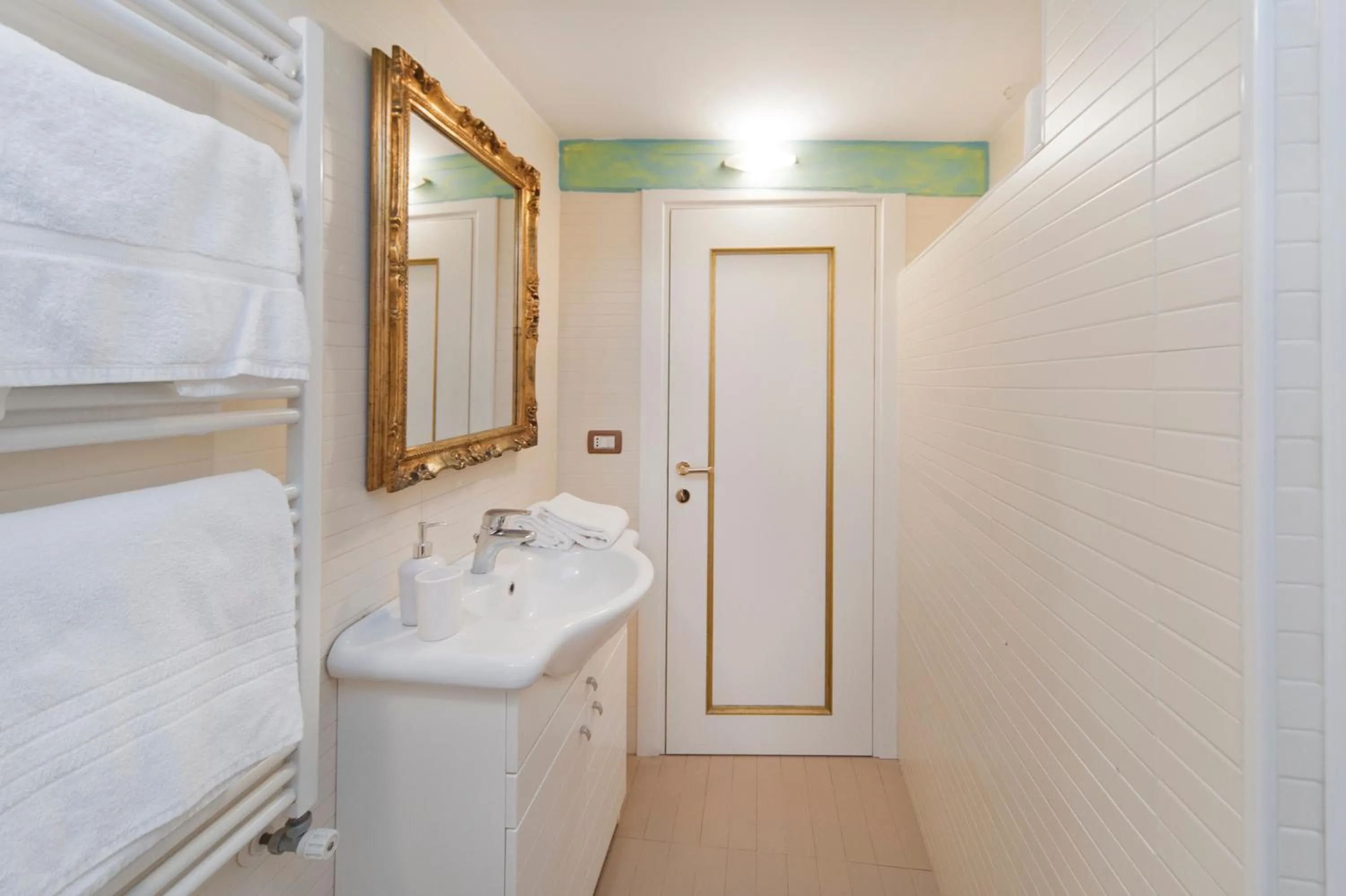 Bathroom in Casanova Penthouse in the heart of Venice