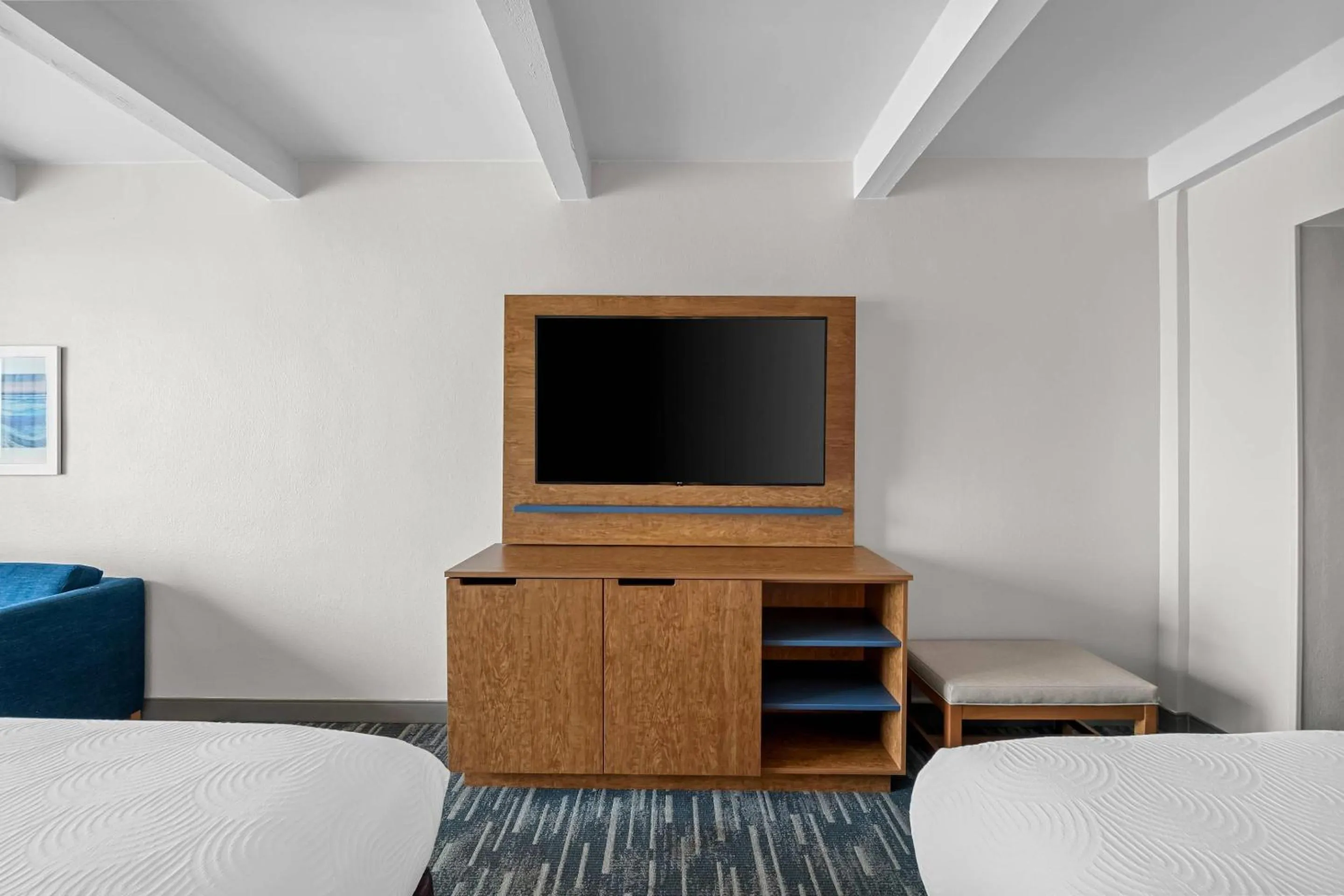 Bedroom, Bed in Country Inn & Suites by Radisson, Virginia Beach Oceanfront